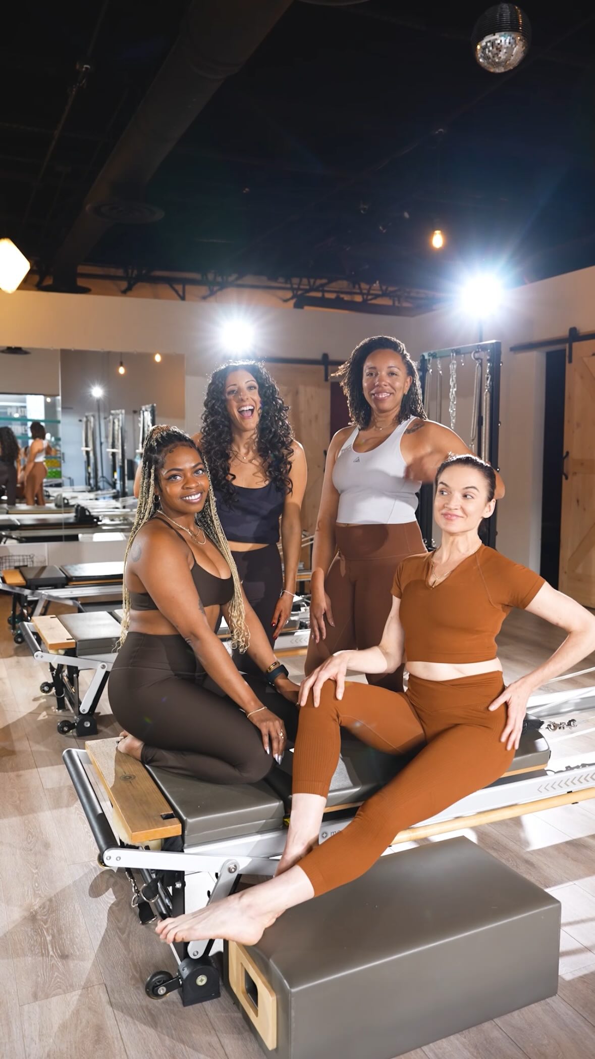 Physical fitness is the first requisite of happiness ๐ค
#houstonpilates #pilates #pilatesstudio #stottpilatesinstructor #merrithew