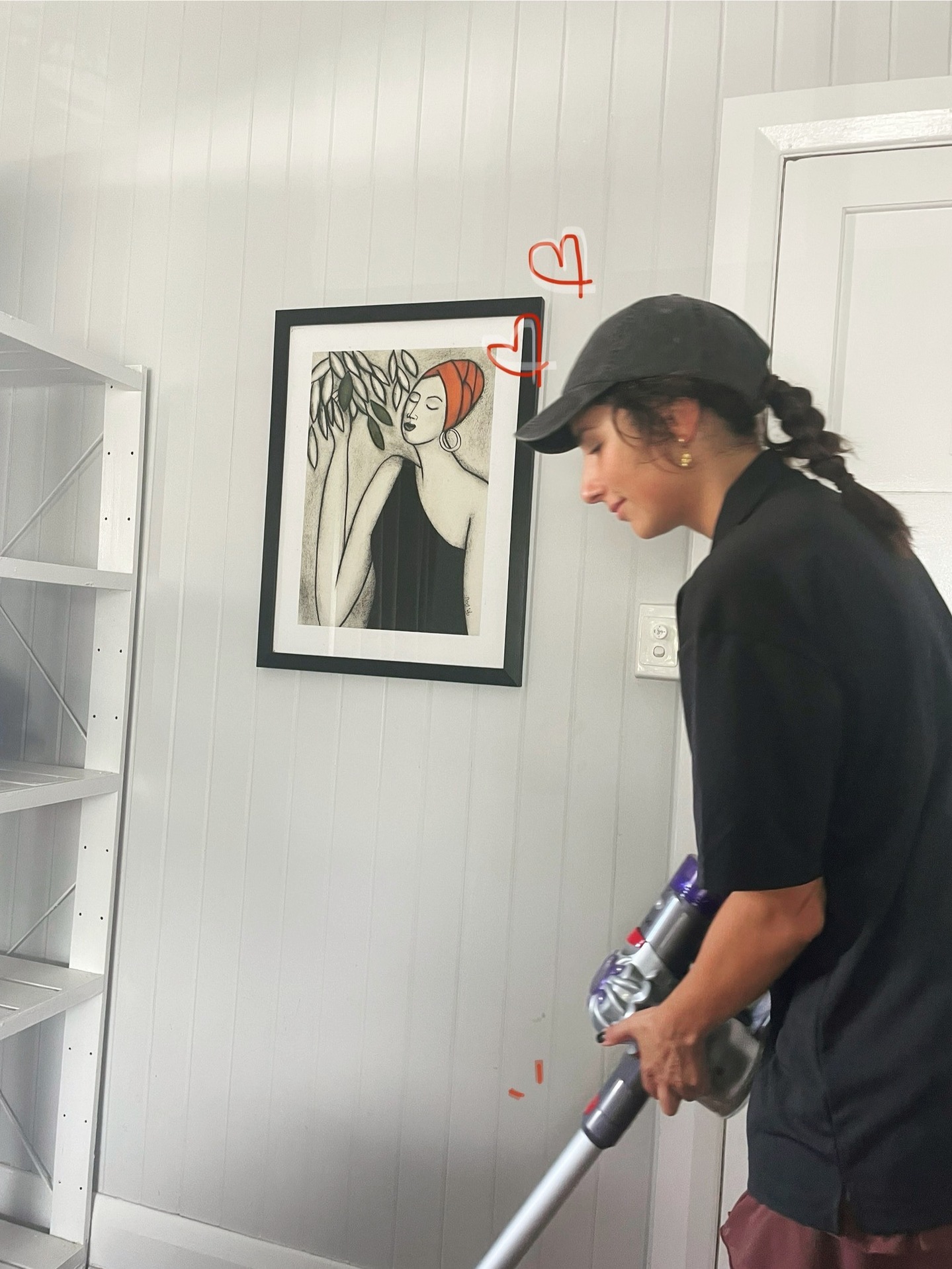 Say hi to one of our lovely crew😘🖐
She makes the best beds here💯
#cairns#hostel#backpackers#cairnscitybackpackers#backpackerslife