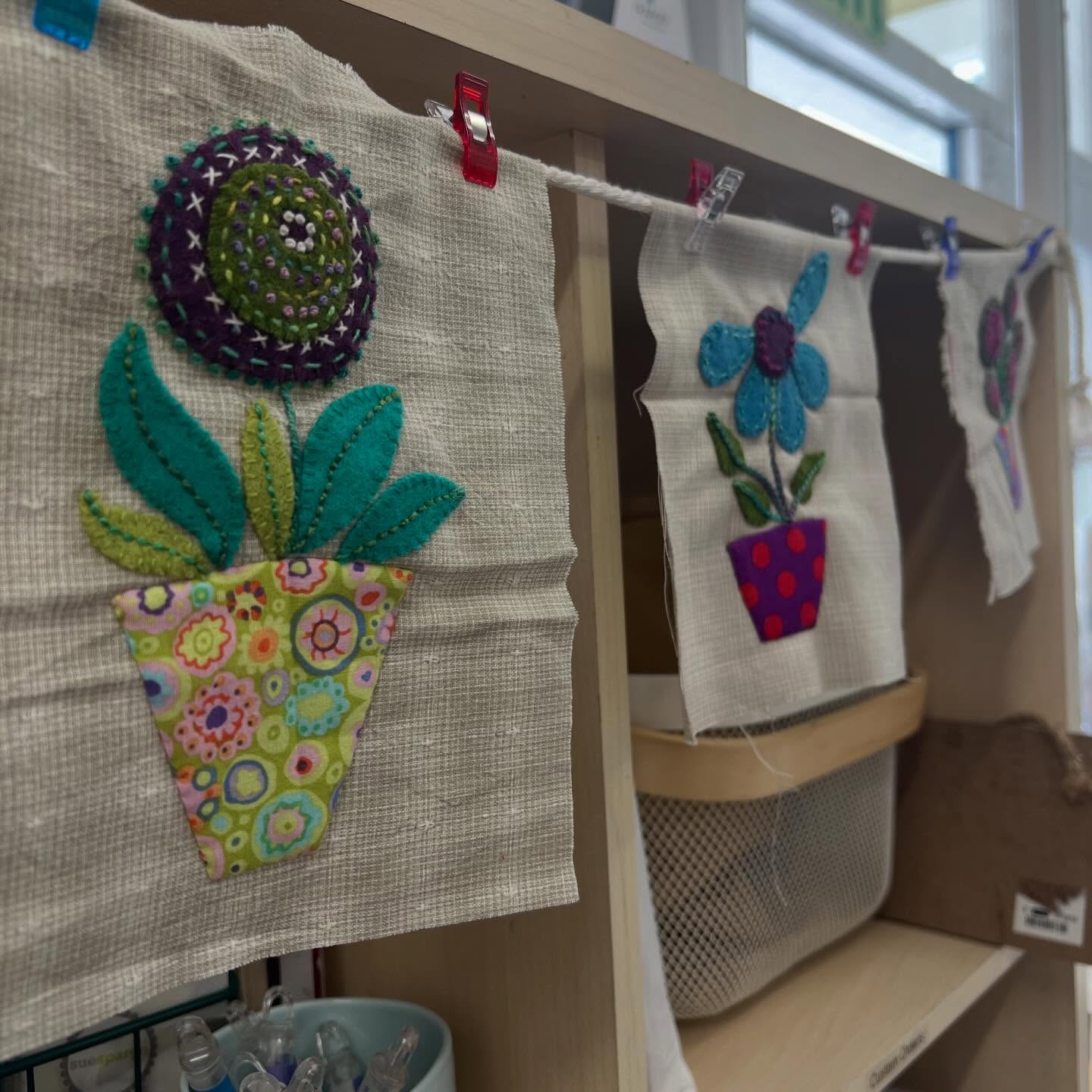 Busy making blocks for the #prettylittlepotsquilt So happy with how my Japanese linens are looking with my huge stash of #kaffefabrics from over the years. Lots of mess but very satisfying. www.stitchmakers.co.nz/product-page/block-of-the-month-pretty-little-pots-by-wendy-williams