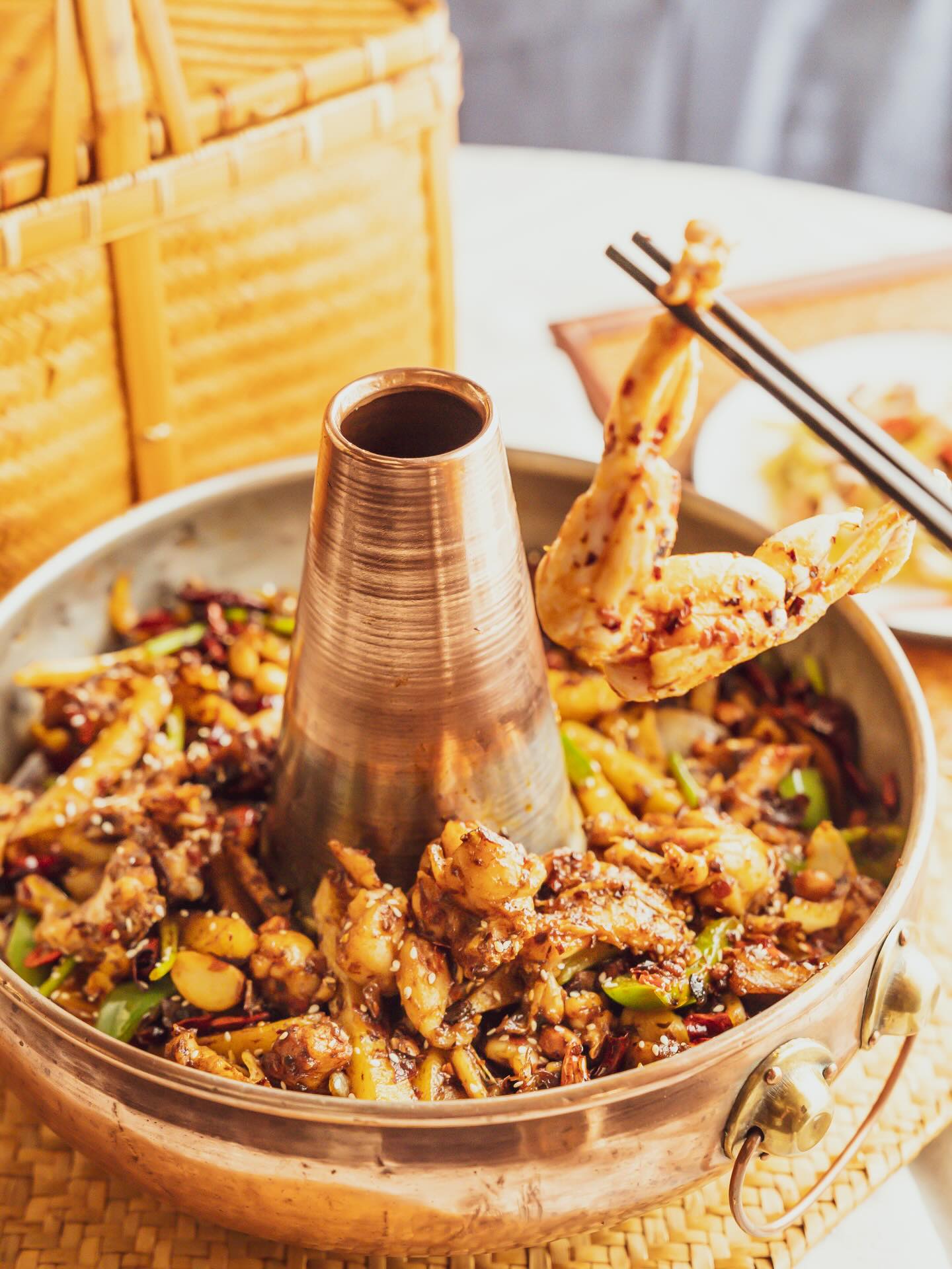 This week, a fan favorite makes its long-awaited comeback. 🔥
Our most-loved classic from years ago is returning!
Alongside everyone’s all-time favorite bullfrog skewers — crispy on the outside, tender and juicy inside — our Bullfrog pot is finally back.
Start with the bullfrog, then continue with hot pot.
This isn’t just about freshness — it’s a true showcase of our chef’s skill, perfectly layered flavors, and our carefully slow-simmered broth that ties everything together.
One dish. Two experiences.
Don’t miss it. 🐸🍲