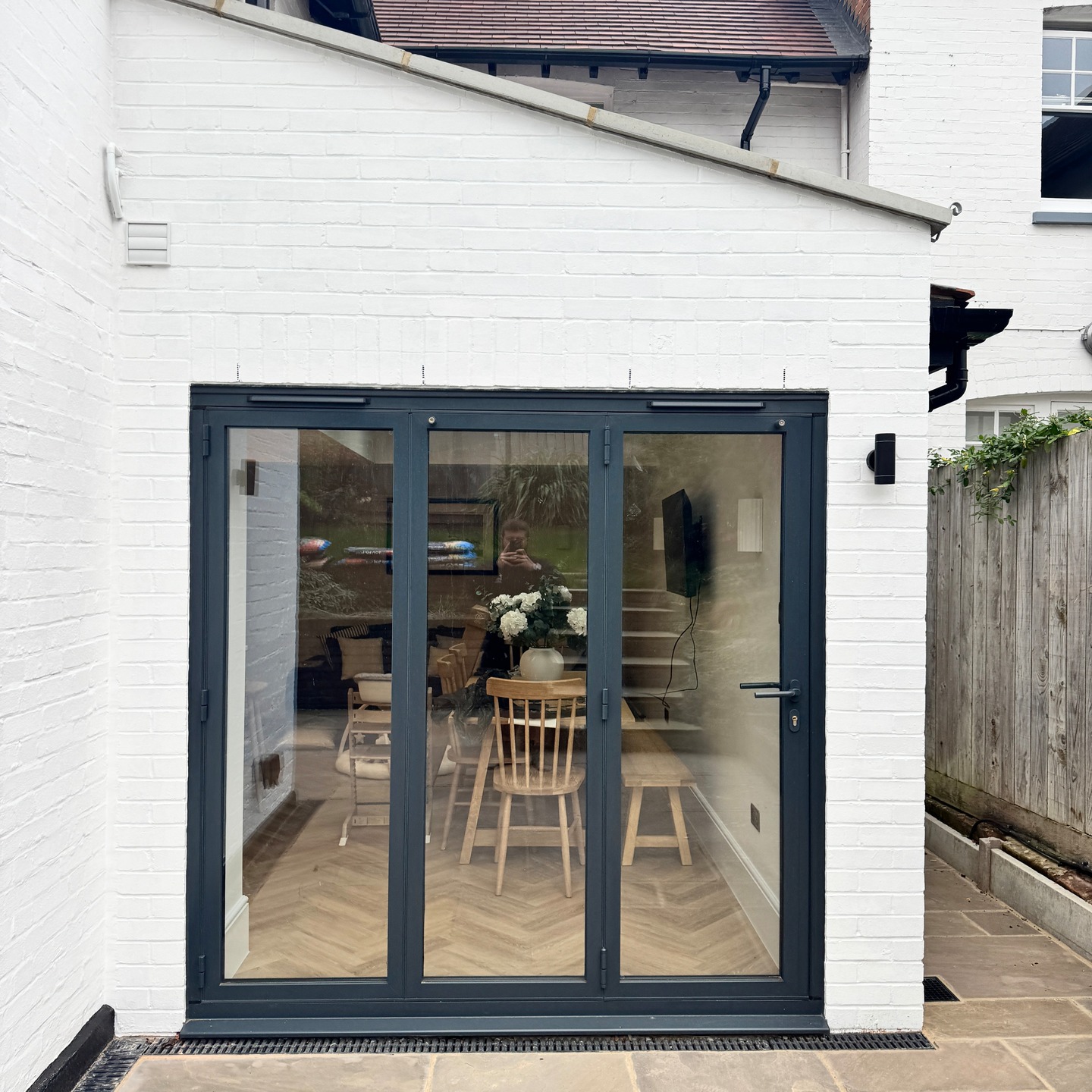 More light. More space. More style.
Featuring the Origin OB-49 bifold doors — slim sightlines, smooth operation, and a sleek modern finish.
Expertly supplied and installed by Chiltern Bifolds & Skylights Ltd ✨
#OriginOB49 #OriginBifolds #BifoldDoors #ChilternBifolds
#SlimSightlines #ModernHomes #HomeTransformation
#IndoorOutdoorLiving #HomeImprovement
#AluminiumBifolds #UKHomes #WindowsAndDoors