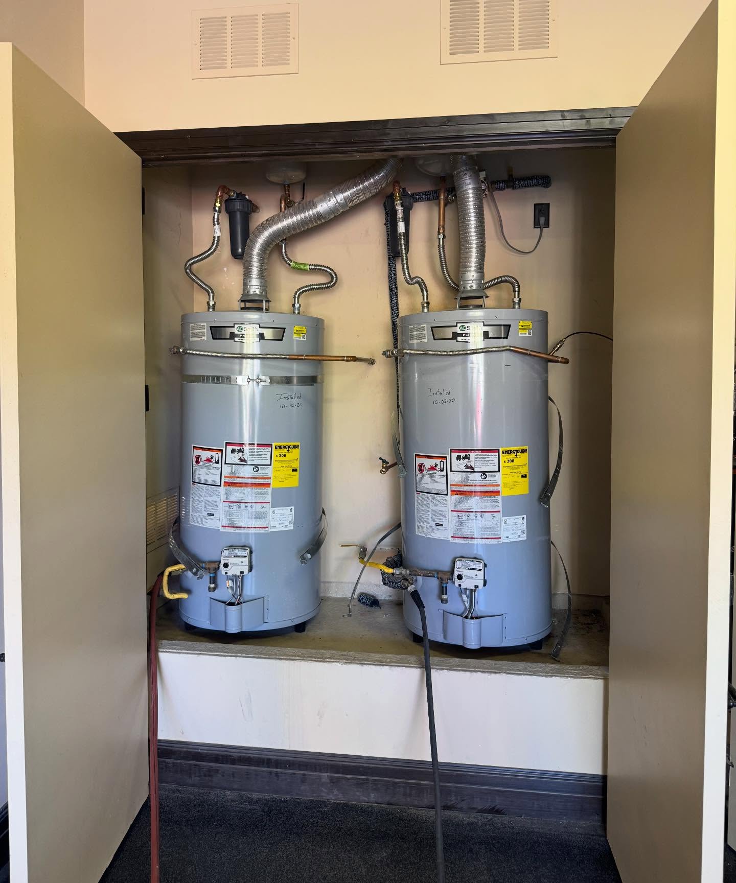 I’m obsessed.
Take a look at the before and after and let us know what you think? 👀
Let us replace your big oversized water heaters with new @rinnai_america tankless heaters! Rinnai tankless hot water heaters are built to commercial-grade standards and each individual unit is tested for quality. So you may never need their industry-leading warranty and legendary support for the most important appliance in your home.
Small and mighty, the suitcase-sized wall units fit in tight, discreet spaces, freeing up more usable living area in your home. No more storing large quantities of water that could potentially leak on your floor. Also, parts are usually replaceable, rather than replacing the entire unit.
Want to level up your hot water game? 🔥 Call us! We’ll get you what you need to make it happen. # 702.355.3938
We mean business. 🌙
Moonlight Plumbing, Inc.
#lasvegas #tanklesswaterheater #rinnai #local