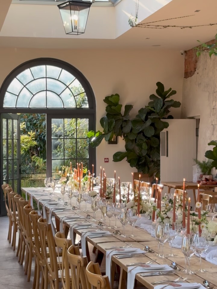 Proof the table has a storyline too…
It starts as crisp linen and place cards, and ends in candlelight with all your favourite people in one room (which, let’s be honest, rarely happens).
A wedding day has chapters, this is one of them. Styled, first seen, then that exact moment you walk in as husband and wife ✨
@the.socialguest @middletonlodge @bronzefloral @chloealanis @harrytolley
Wedding Content Creator | 2026 Bride | Bride Era | Wedding Day | UK Bride 2026 | Destination Weddings | Wedding Inspo | Wedding Planning 2026 | Middleton Lodge