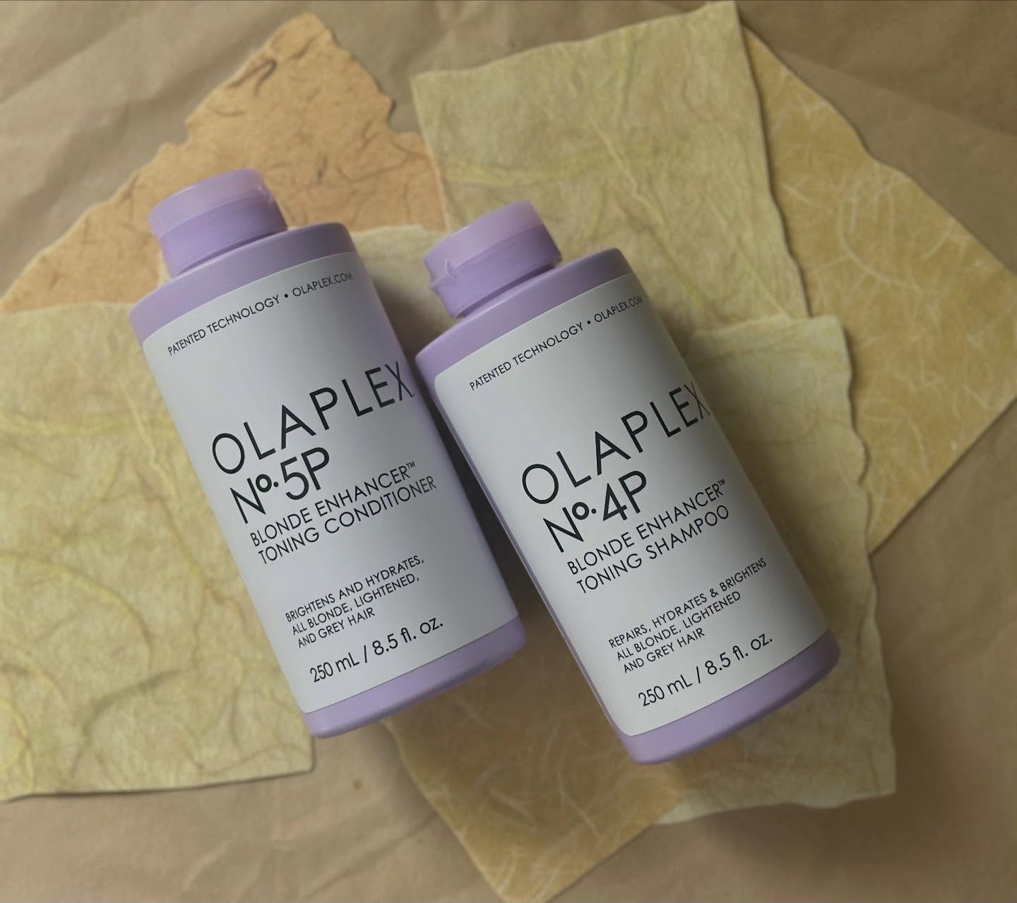 The Olaplex Blonde Enhancer 💜
Toning Shampoo + Conditioner combo is in store now
Neutralises brassiness, boosts brightness, and keeps blondes, greys & balayage looking fresh all while repairing and strengthening the hair.
Cool tones. Strong hair. Healthy shine.
Pop in and grab yours 🛍️
#olaplex #yuduyuhairsalon #waihekehairsalon #tāmakimakaurau #haircare