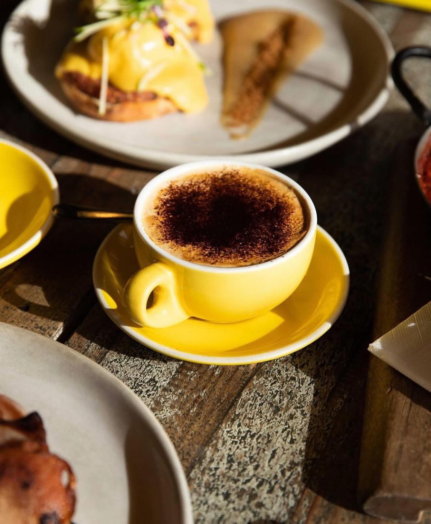 Nothing better than a fresh start in the morning with our coffee. Drop by — doors open from 7am ☕️☺️
#FriendsOfMine #caferichmond #morningcoffee #MelbourneCafe #Melbourne