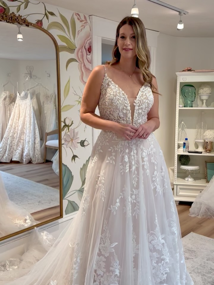 Meet Barrington 🤍
An effortlessly romantic A-line gown featuring a soft tulle skirt, delicate floral appliqué, subtle sequins, and a flattering V-neck with thin straps. Light, airy, and timeless in all the right ways. $1600
#ClevelandBride #OhioBride #NortheastOhioBride
#ClevelandWedding #OhioWedding