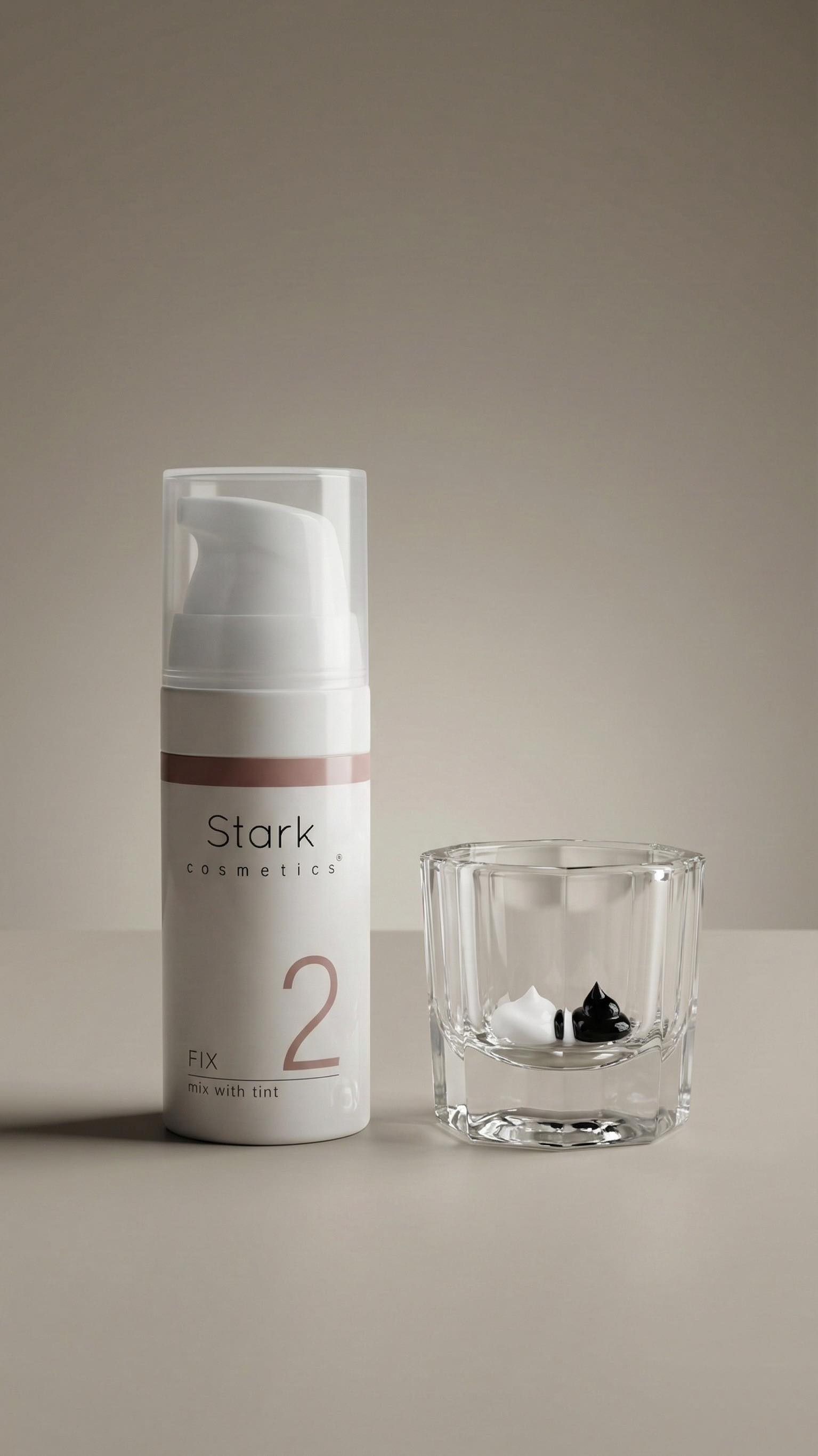 WARUM KOMPLIZIERT, WENN ES AUCH EINFACH GEHT? 🤷♀️🛑
Hand aufs Herz: Färbst du nach dem Lifting immer noch in einem extra Schritt?
Überleg mal, was das eigentlich bedeutet:
1️⃣ Du musst die Lotion 2 komplett abnehmen.
2️⃣ Du musst die Farbe anrühren.
3️⃣ Du musst sie präzise auftragen.
4️⃣ Und am Ende wieder alles sauber machen.
Das ist einfach unnötiges Hantieren, das dich aufhält. 📉
Mach es dir doch leichter:
Mit der FIX - MIX Methode verbindest du Fixierung und Farbe in einem einzigen Schritt dank unserer speziellen Formulierung ist das möglich!
👉 Lotion 2 + Farbe mischen.
👉 Auftragen.
👉 Fertig.
Du sparst dir den kompletten Zwischenschritt und bist deutlich schneller am Ziel, bei gleichen, tiefschwarzen Ergebnissen. 🖤
Arbeite effizienter, nicht härter!
🛒 Hol dir den Zeitsparer jetzt mit 15% Rabatt im Shop! Link in Bio. Gültig bis zum 18.01.2026
#lashlifting #wimpernlifting #wimpernstylistin #lashhacks #beautystudio #effizientarbeiten #wimpernfärben #lashartistgermany #starkcosmetics #lashliftingtipps #zeitsparen #beautybusiness