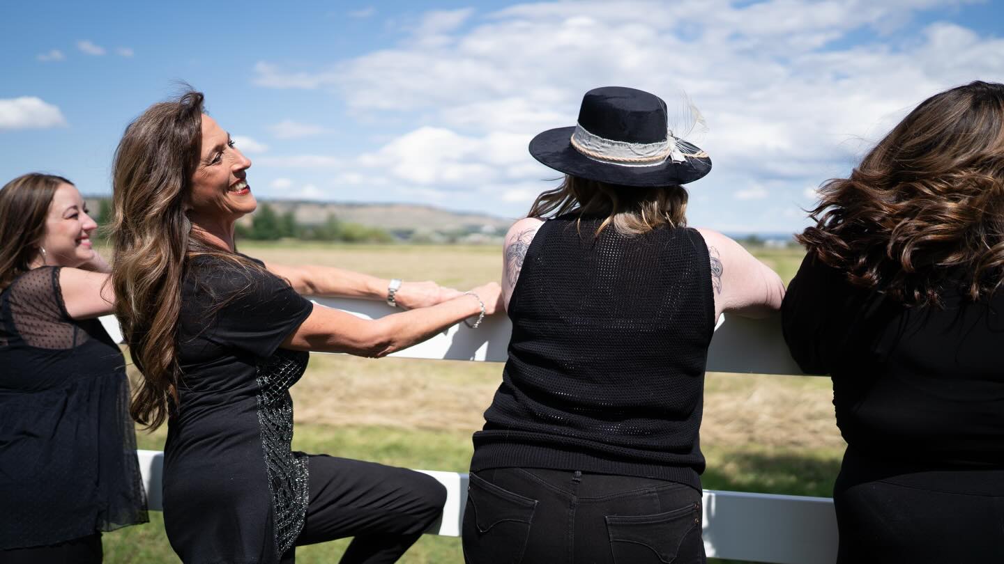 ✨Soft hair, strong roots✨
.
.
.
#billingsmt #bestofbillings #montanaspa #salon #billingshair