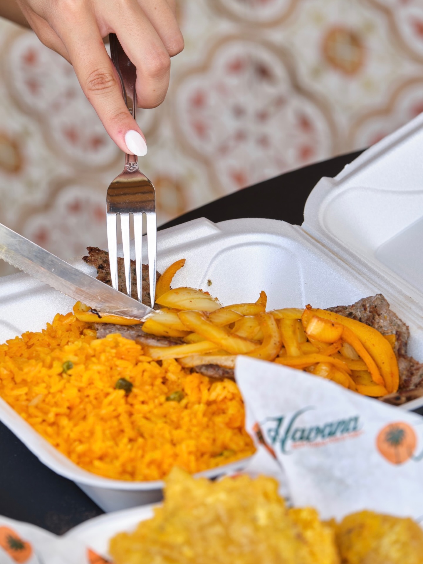 Dining in for lunch? We open everyday at 11am. Come by today! #havanacubanfood