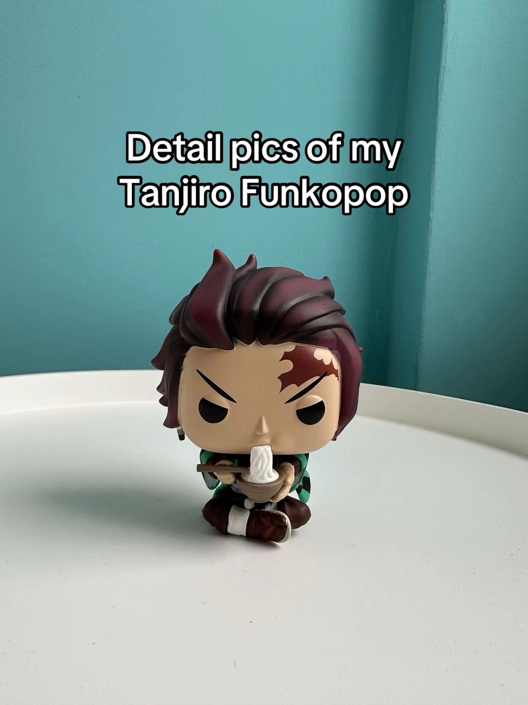 Small details that I like about the Tanjiro Noodles FunkoPop!
Do you like small details on figures or do you prefer no details at all?👇
#anime #manga #funkofunatics #funkopopvinyl #kimetsunoyaibaanime