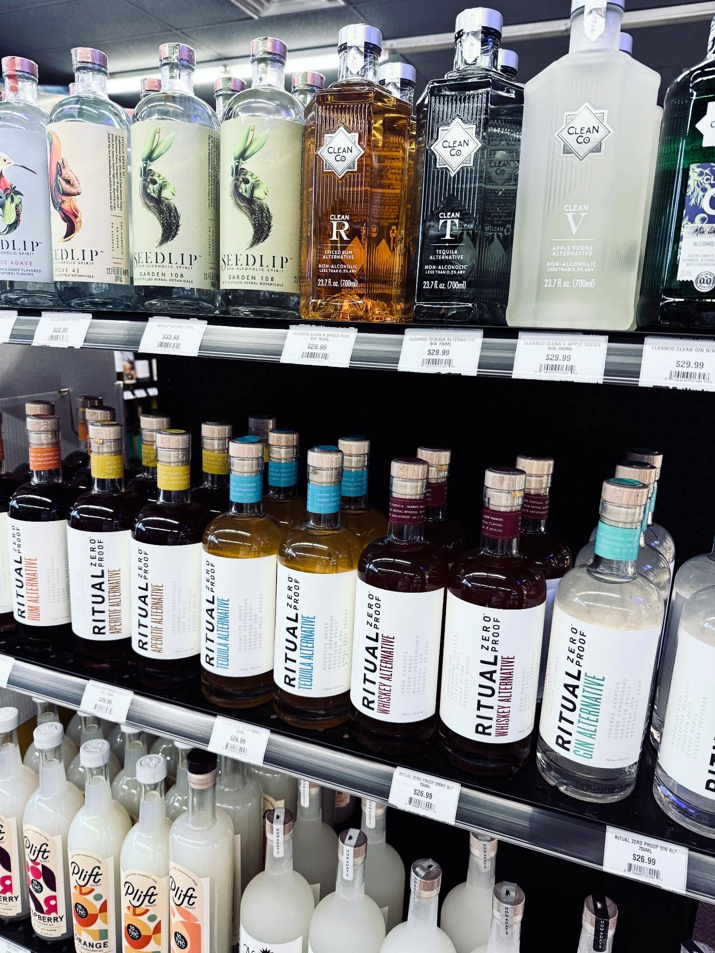 Whether youāre going dry for January or just mixing it up, youāre always welcome here.
Weāve stocked non-alcoholic and low-ABV options so everyone can enjoy the momentāglass in hand.
Cheers!
