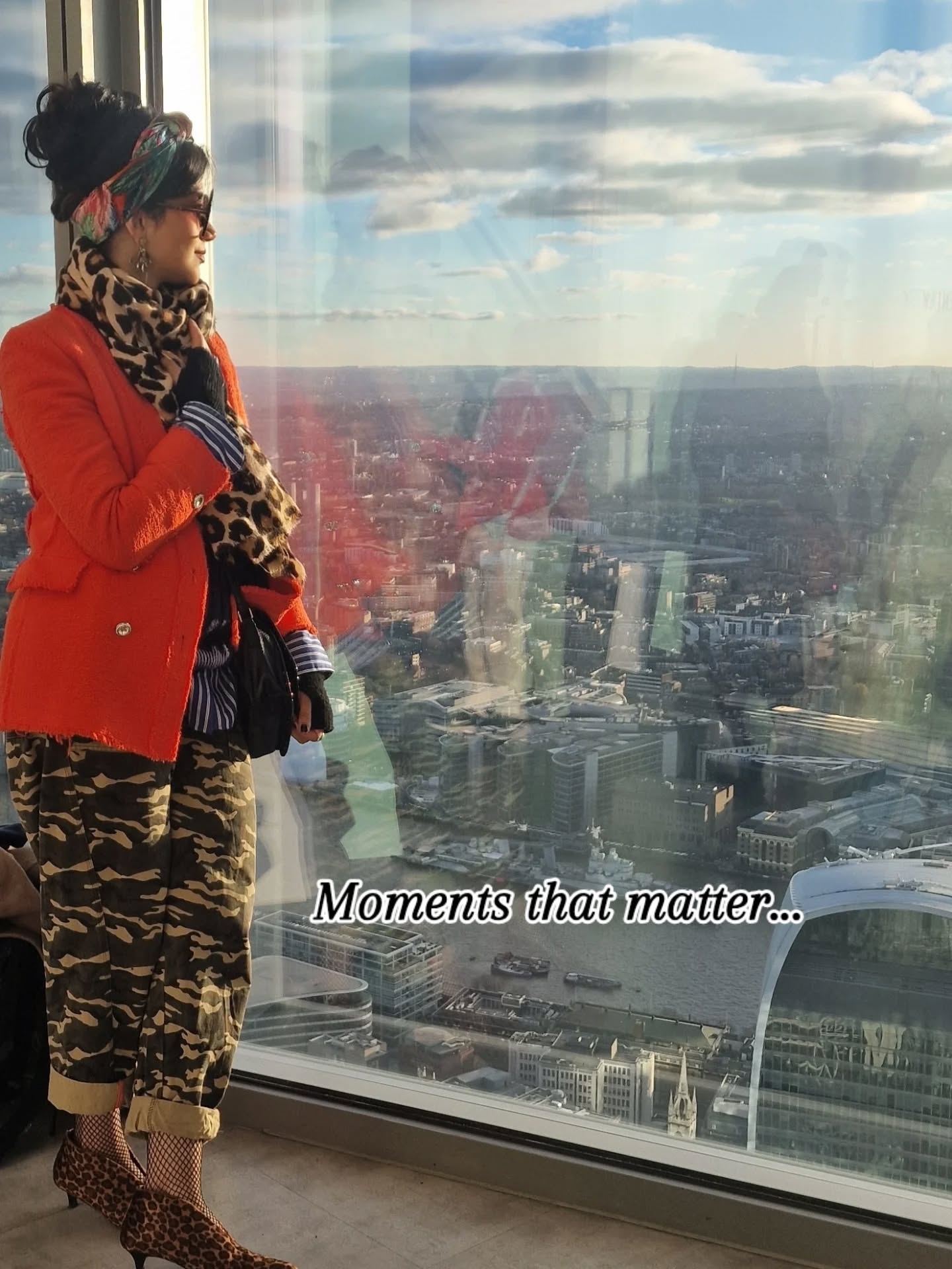 One of the nicest things a friend told me last year was that I’d helped them feel more confident. It wasn’t about styling or outfits, it was just how I encouraged them to trust themselves.
Standing here, looking out over London, I’m reminded how much we quietly affect the people around us. Small gestures, kind words, genuine belief, they ripple further than we realize.
#style_with_tia #ConfidenceBuilding #thepowerofself #SelfLove #confidence