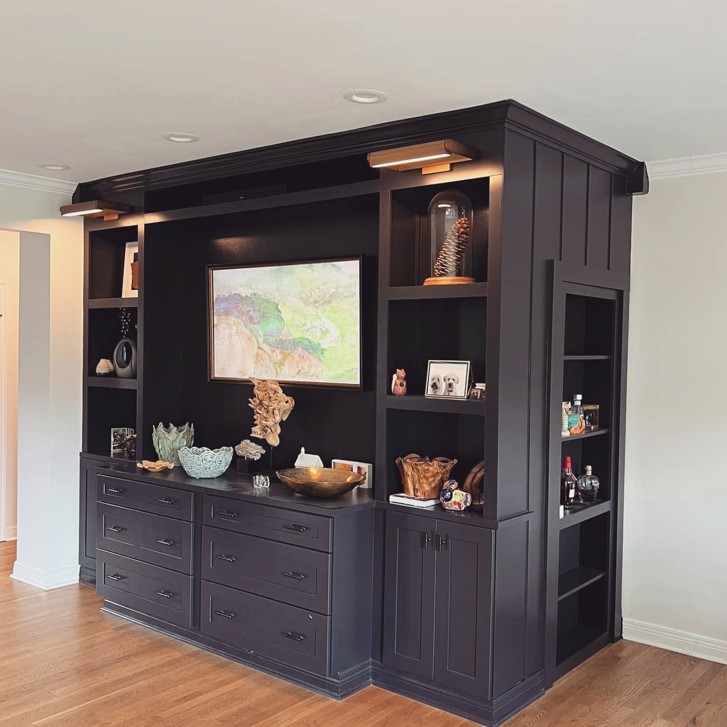 "Why settle for ordinary when you can have extraordinary? MGM Stone Creations brings Lexington homeowners custom countertops that wow."
👉 #LexingtonKYCountertops #MGMStoneLexington #LexingtonKitchenDesign #LuxuryCountertopsKY #CustomStoneKY #LexingtonRenovation #LexingtonKY #QuartzCountertops #KitchenGoalsLexington #HomeStyleKY