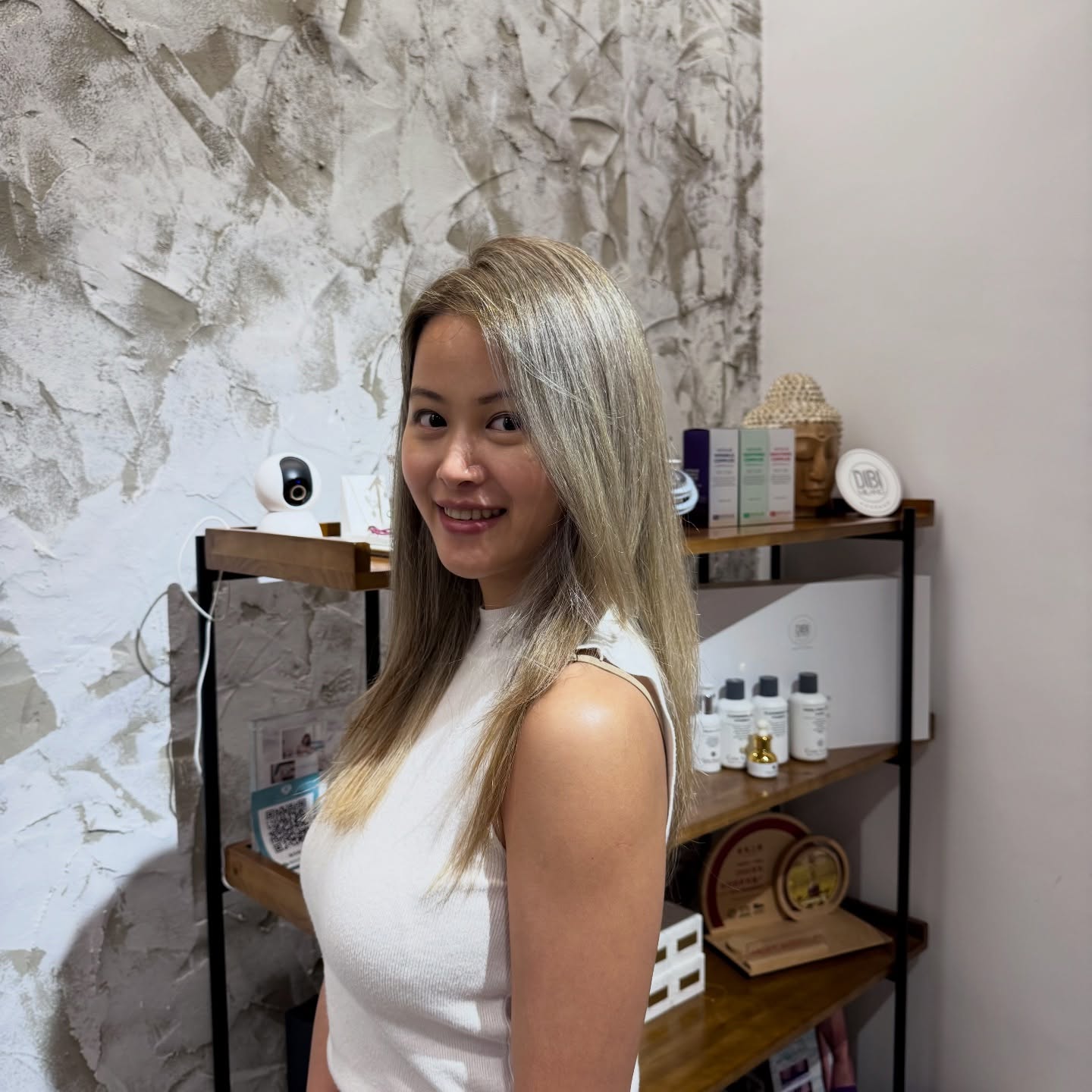 From natural black into blonde, done by my student, within 3,5hrs 🙌🏻 #blonde #sofia #hairdresser