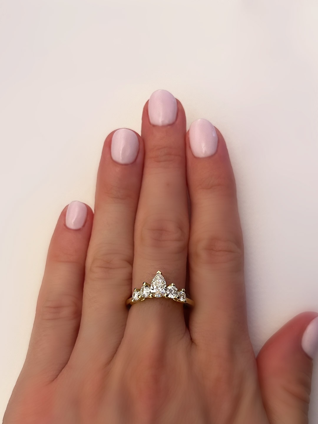 A ring that says FOREVER, but on their way 🩷
#mkfinejewelry #bespokejewelry #custommadejewelry #promisering #engagementring