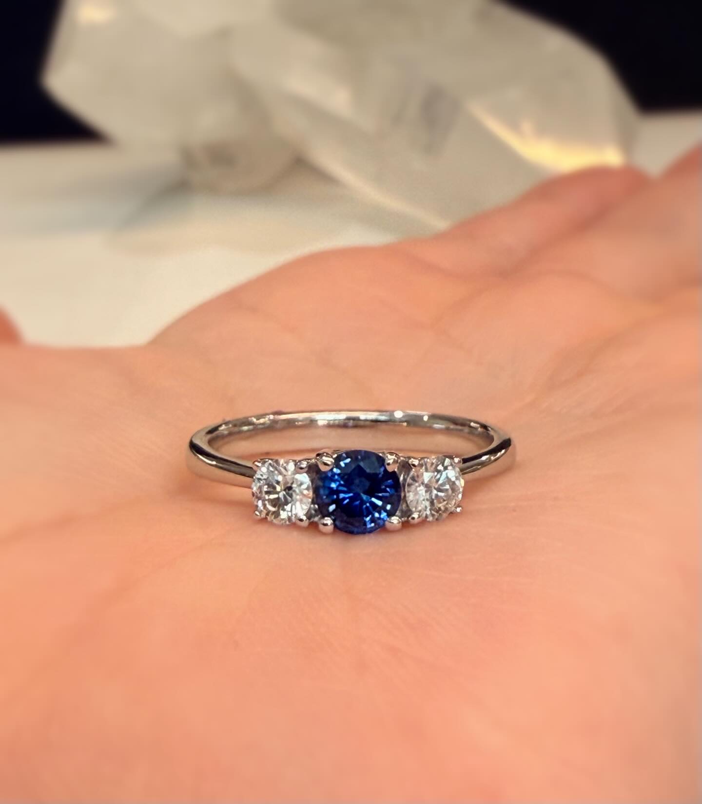 Classic sapphire and diamond trilogy ring just finished 💙
#trilogyring #sapphireanddiamondtrilogyring #ceylonsapphireanddiamondring #handcraftedrings #ainsleyfinejewellery