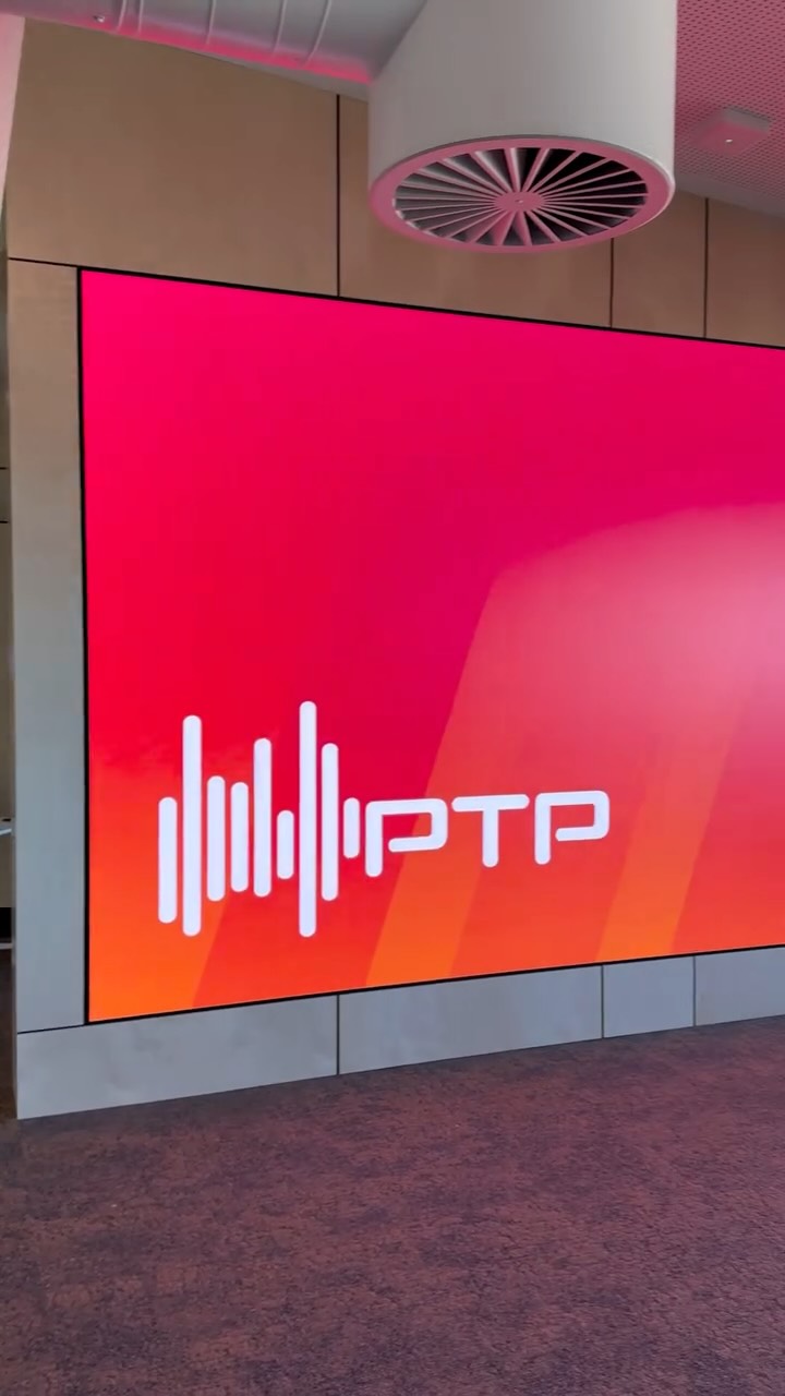 Kicking off the new year with a beauty at @cardijncollege Alongside our parnters @dicoloraustralia we delivered a 1.5mm pixel pitch 4.8x2.7M led wall, supported by 12x Tannoy pendant speakers, driven and controlled by @qscaudio.
#technology #partners #led #audio #professional