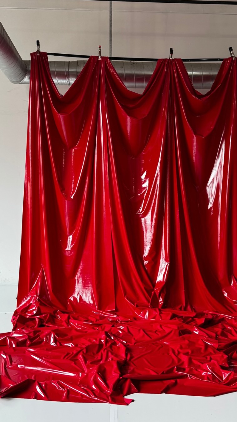 Pulling back the curtain this year 🎭
Not just the pretty finishes—but the real work, the mess-ups, the resets, and the teamwork behind it all. real people, real moments, real small business energy.
Not always smooth.
Definitely not perfect.
But always worth it.
More BTS coming ✨