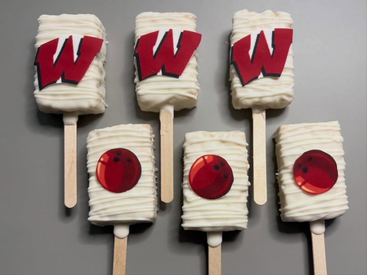 Order chocolate covered treats for your next party! ❤️🖤