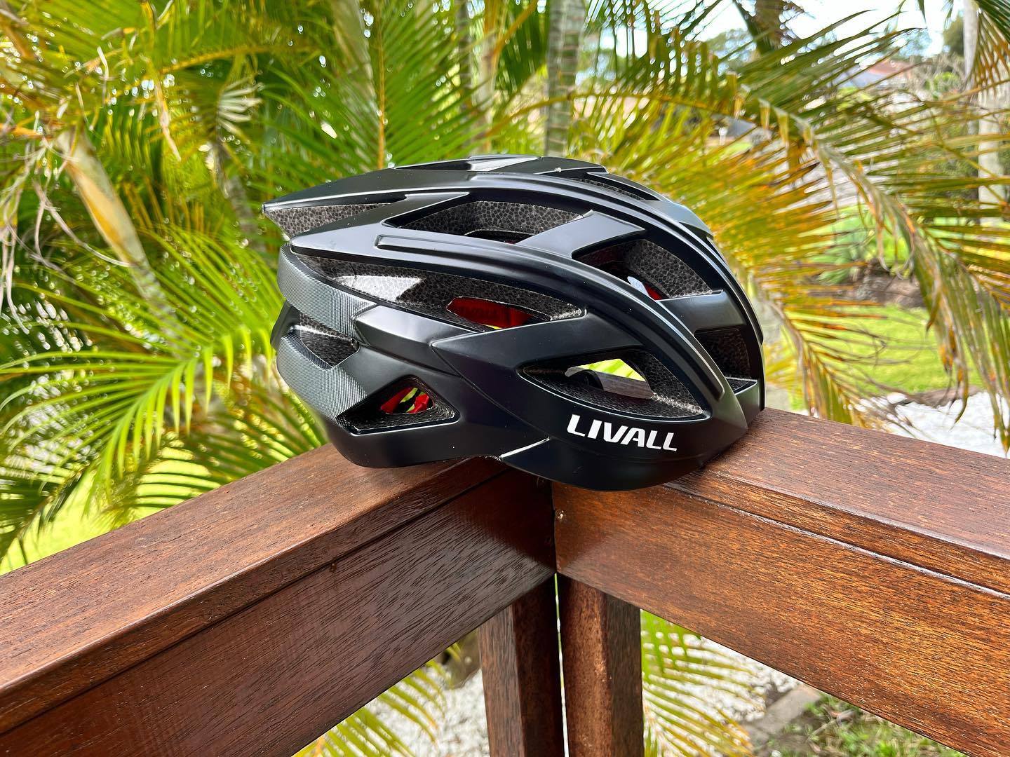 Get ready for summer with your LIVALL smart helmet! BH60SE NEO