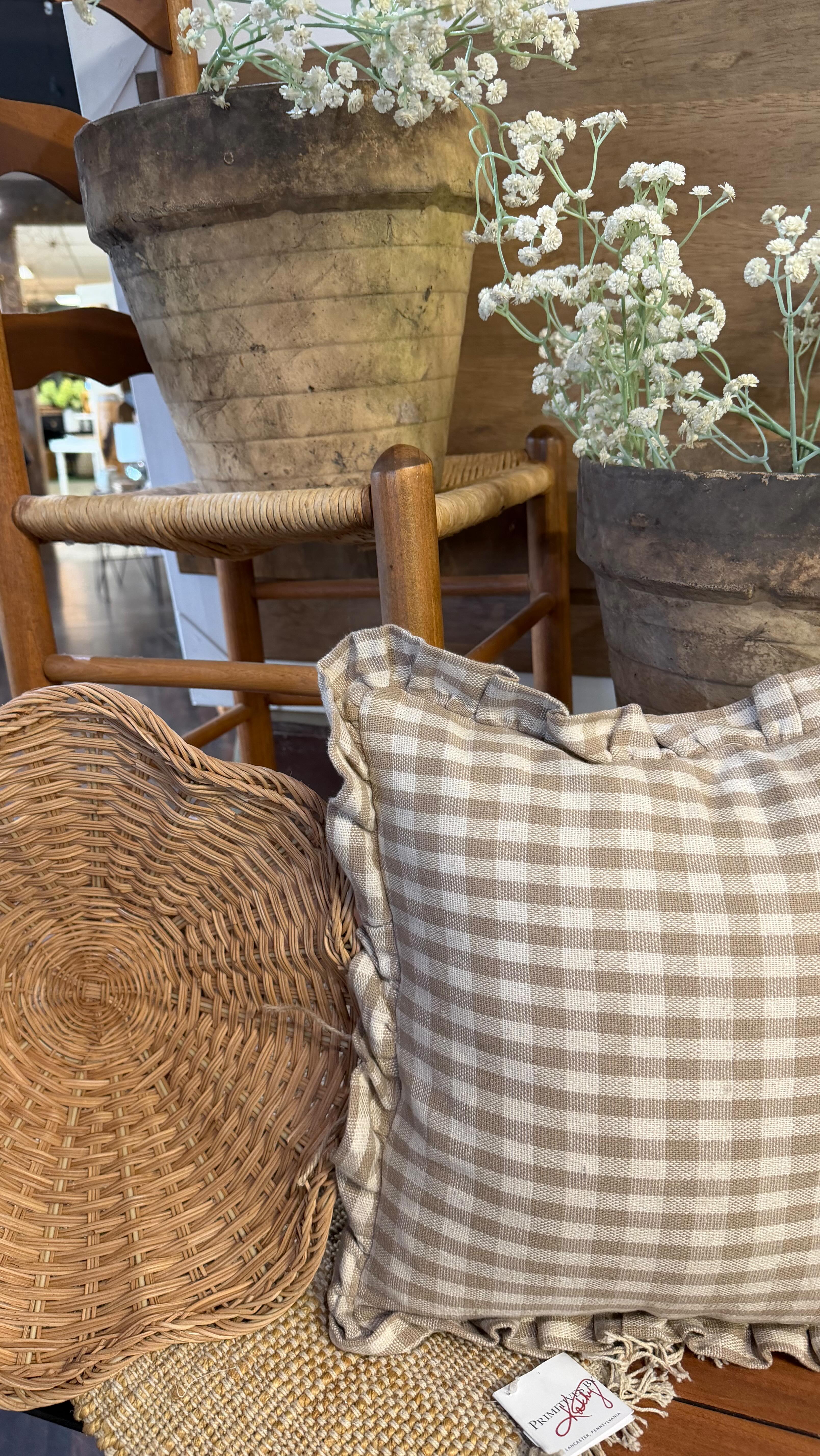 POV: you’re at the counter and everyone has a special announcement❤️
“It’s my birthday.”
“I have a date.”
“I’m hosting.”
“I deserve a little treat.”
We are always here for you and can’t wait to hear your exciting news!
#ShopLife #RetailReels #TreatYourself #BohoShop #LocalLove