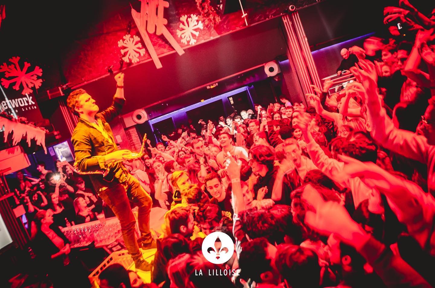 Merci pour cette folie ! 🎷🎧⚜️
#saxophone #sax #saxanddj #night #nightclub #winter #snow #show #live #lovemyjob #clubbing #party #enjoy #music #fashion #friends #musician #musicianlife #lille #lillemaville #lalilloise #selmer #henriselmerparis #seles #dj #electro #dance #dancefloor #network #lillemaville