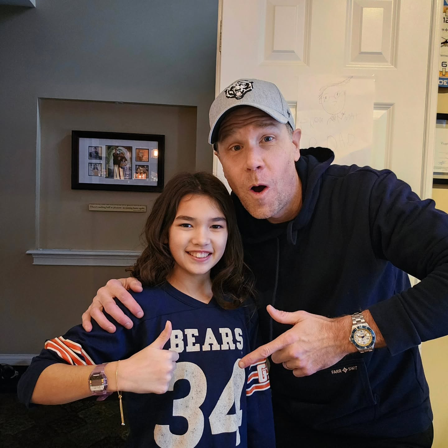 Lets go Chicago Bears.
I brought out my childhood Bears shirt from when I was a kid and my daughter is sporting it. It was good luck last weekend, lets see if it works tonight.
Rams boys are going to be shivering in this weather.
Lets go @chicagobears
#playoffs #bears #chicago #nfl #watchfam