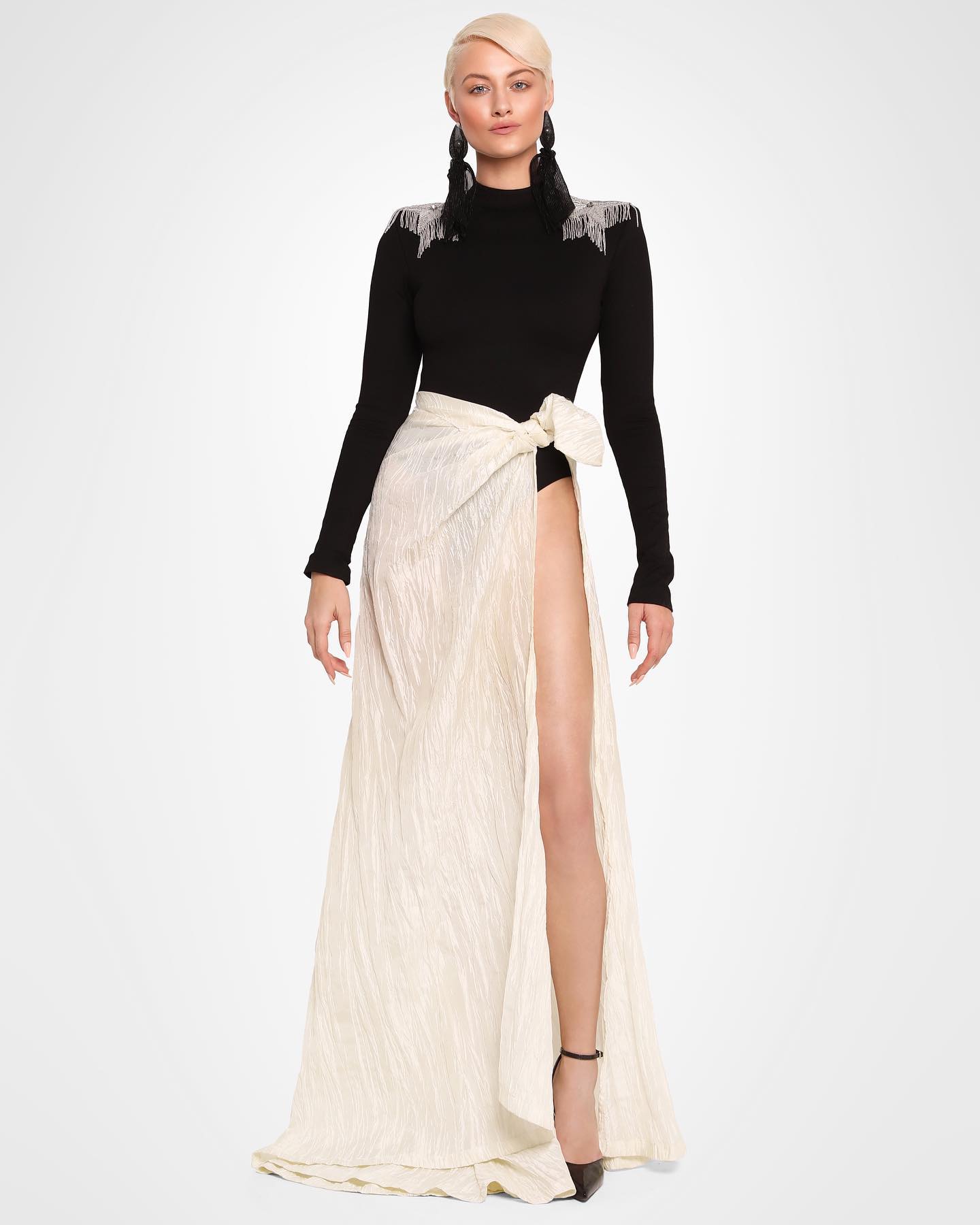 Haute Couture🖤
#VCheLabel #FW22 #Fashion #Style