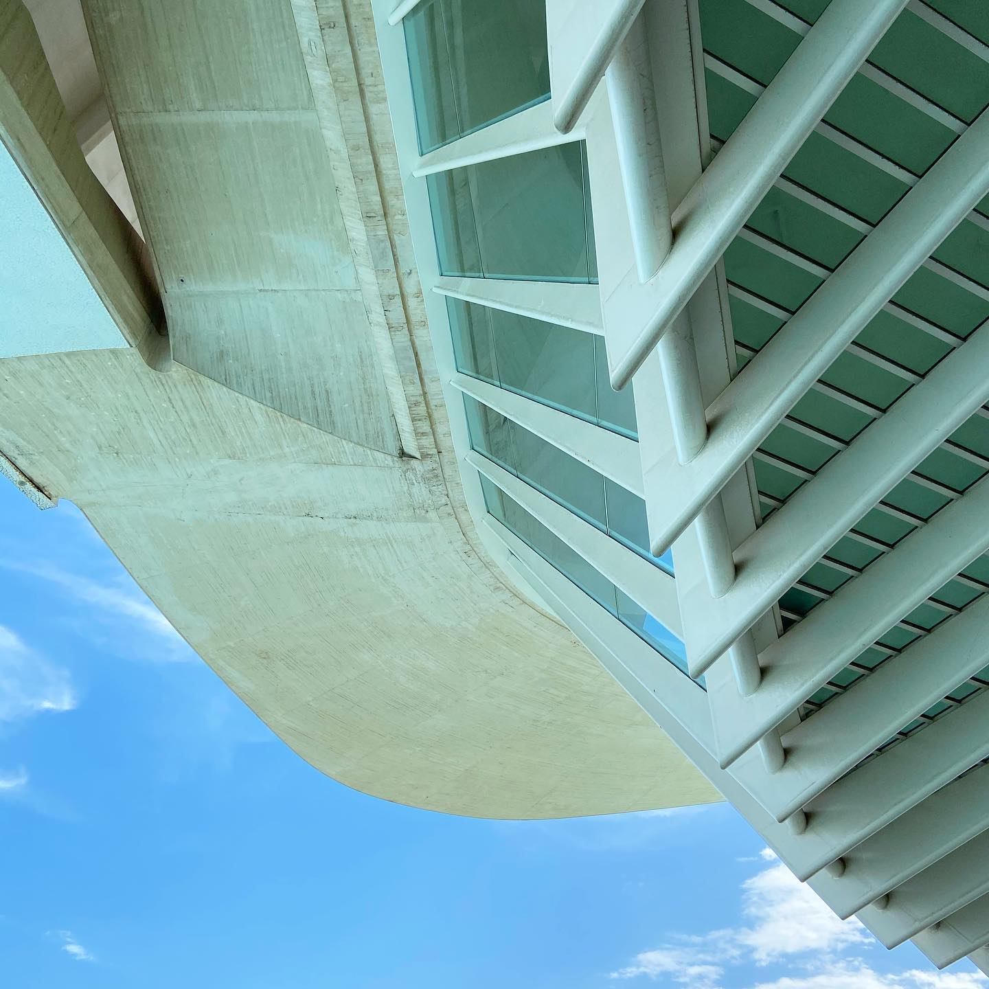 “There was a wish to get something exceptional, ... I also wanted to deliver something technically unique” - Santiago Calatrava
.
.
.
.
.
.
#TERSOMR #Architecture #InteriorDesign #TileInstallers #Marble #Stone #LuxuryBathrooms #Homeowners #Contractor
#LuxuryHomes #Luxurynyc #NYC #Architect #Tile #MarbleNYC