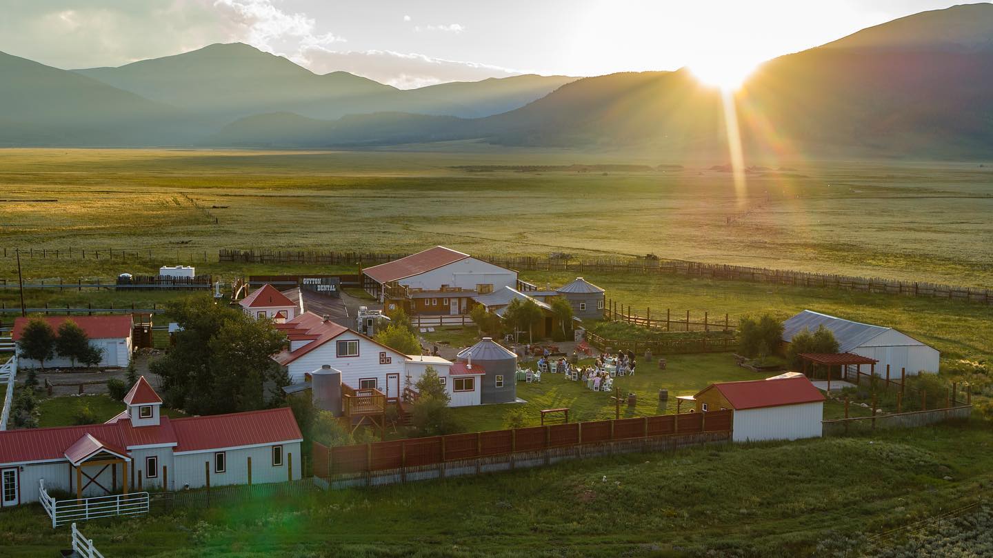 Beautiful sunset and evening at Guyton Ranch….
.
.
.
.
.
#weddingvenue #coloradoweddingprofessionals #coloradoweddingvenue #coloradoweddingvenues #venuemarketing #weddingphotography #weddingvideography #mountainelopements #mountainelopement #coloradoelopementphotographer #coloradoelopementvideographer