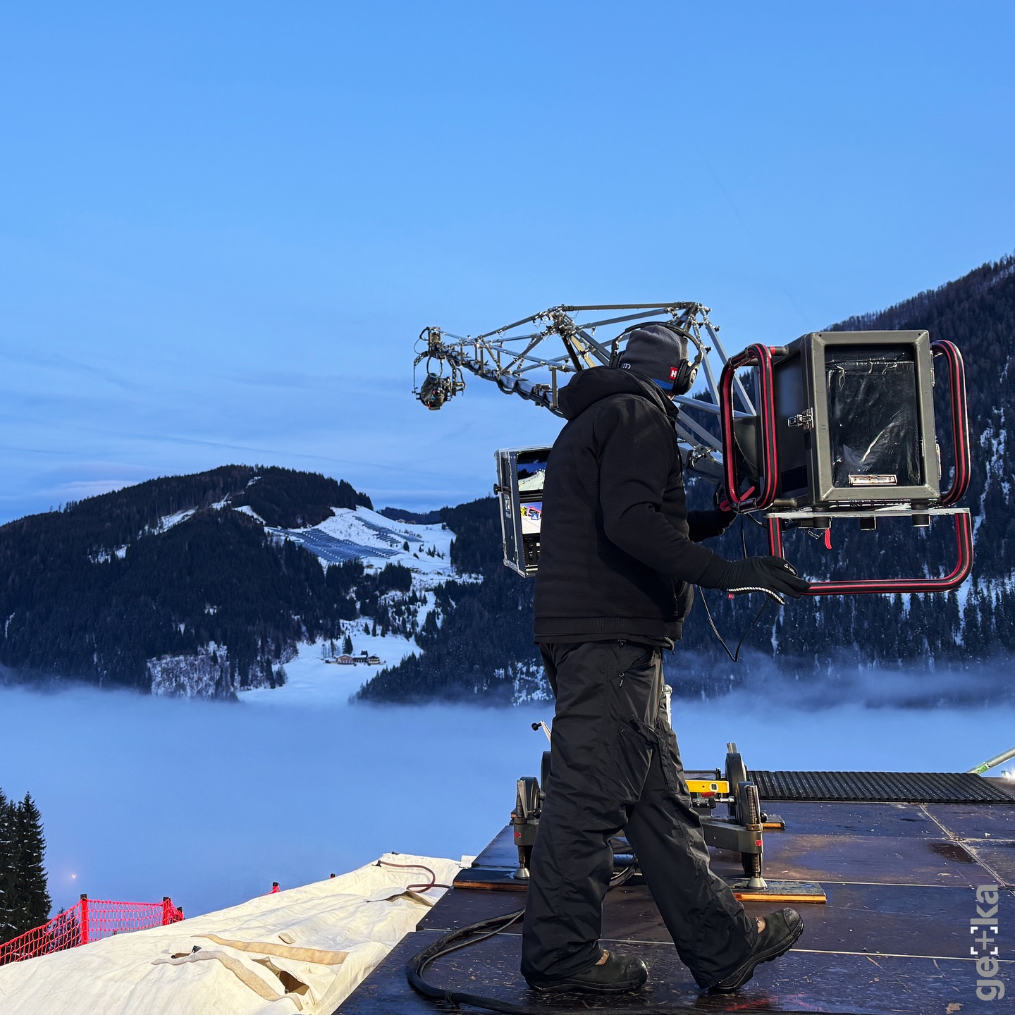 Weltcup 2026 | Flachau im Kasten ❄️
next workplace:
Streif | Hahnenkamm-Rennen | Kitzbühel ⛷️
#gekafilm #behindthescenes #flachau #gripfactorymunich