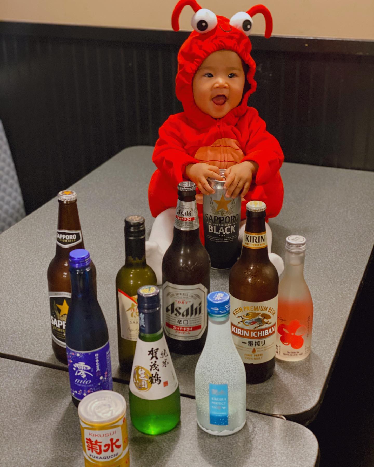 Have you been lobSTRESSED π¦ of 2020? #Beers πΊ and #sakes πΆ are available for Togo β’ Open Tuesday to Saturday. Call 408-998-9711 and place your order β’ #drinkstogo #drunkenlobster β’ #minatorestaurant #japantownsj