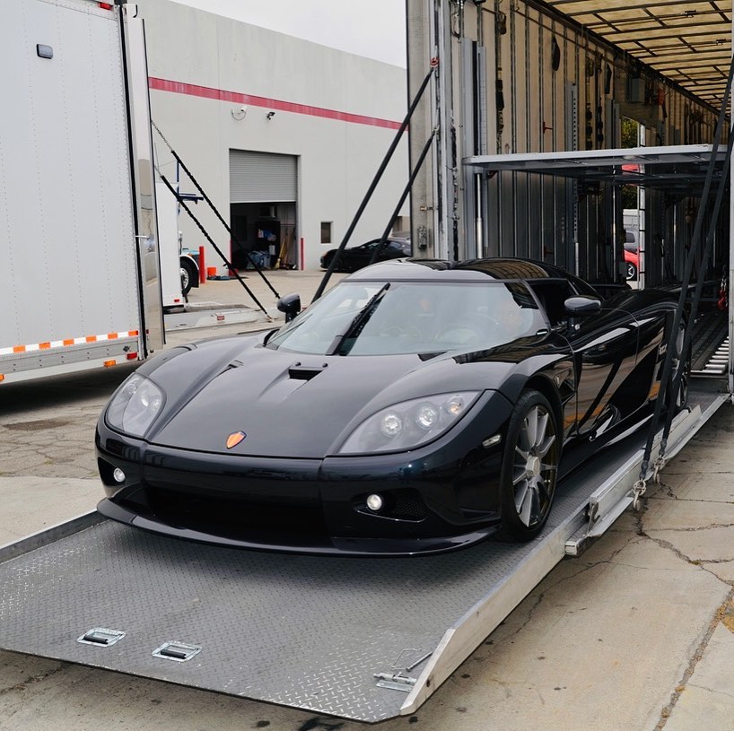 Yes that’s a Koenigsegg... #superrarecar ... and we were given the honor of transporting it!
#car #cars #carsofinstagram #auto #koenigsegg #carporn #carlifestyle #instacar #photography #automotive #like #love #rare #carphotography #racing #turbo #supercar #instagood #supercars #luxury