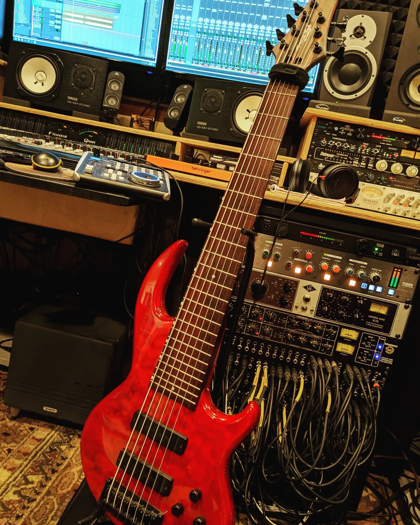 Finishing the last tune for the new Walk the Wreckage album Hollow. Some nasty 7 string bass stuff and got most of the vocals down. Stay tuned!