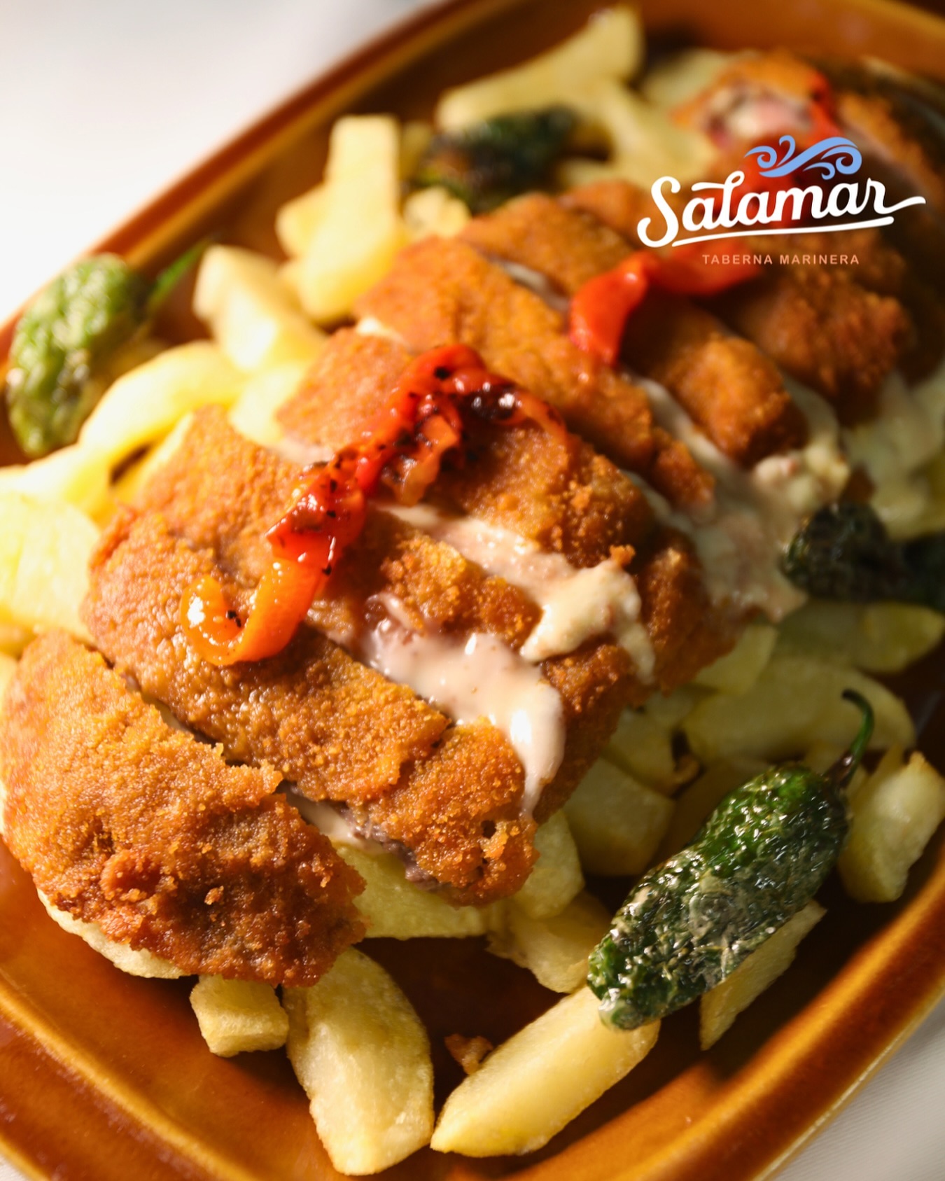 Nuestro cachopo te está esperando! 🤤
.
.
#salamar #marisqueriasalamar #cachopo #cachopoasturiano #madridgourmet #madridgastronomico