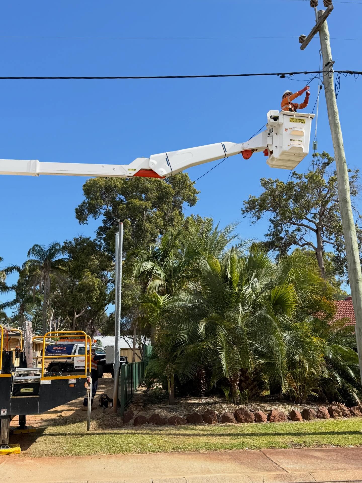Project completion:
✅Overhead point of attachment relocation
✅Meter panel/ Main switchboard relocation
✅House switchboard upgrade
✅Shed sub mains install
✅Retic controller install