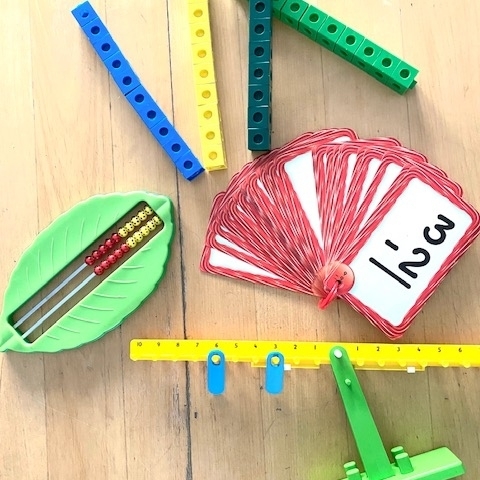 š§ š±How do we use your child's learning style to get new concepts to stick? For addition concepts, we see it, build it, and say it BEFORE allowing them to practice it using their preferred learning style!ā
ā
šSEE IT: Look at (or read aloud) the addition flashcard.ā
ā
š¤š¼BUILD IT: With unifix cubes, build each addend and then add them together to find the sum. With the scale, hang tabs on the addends on the left side, a tab on the sum on the right side, and watch the scale balance. With the leaf, slide the ladybugs to make the addends and then count the total number.ā
ā
šš½SAY IT: Using the two addends and the sum, say the four facts in the fact family. There should be two addition facts and two subtraction facts.ā
ā
For independent practice, visual learners can use flashcards to draw pictures, auditory learners can create verbal word problems, and kinesthetic learners can use the scale and unifix cubes to build facts or act out scenarios that match the fact.ā
ā
Which activity would your 5 year old self have loved?