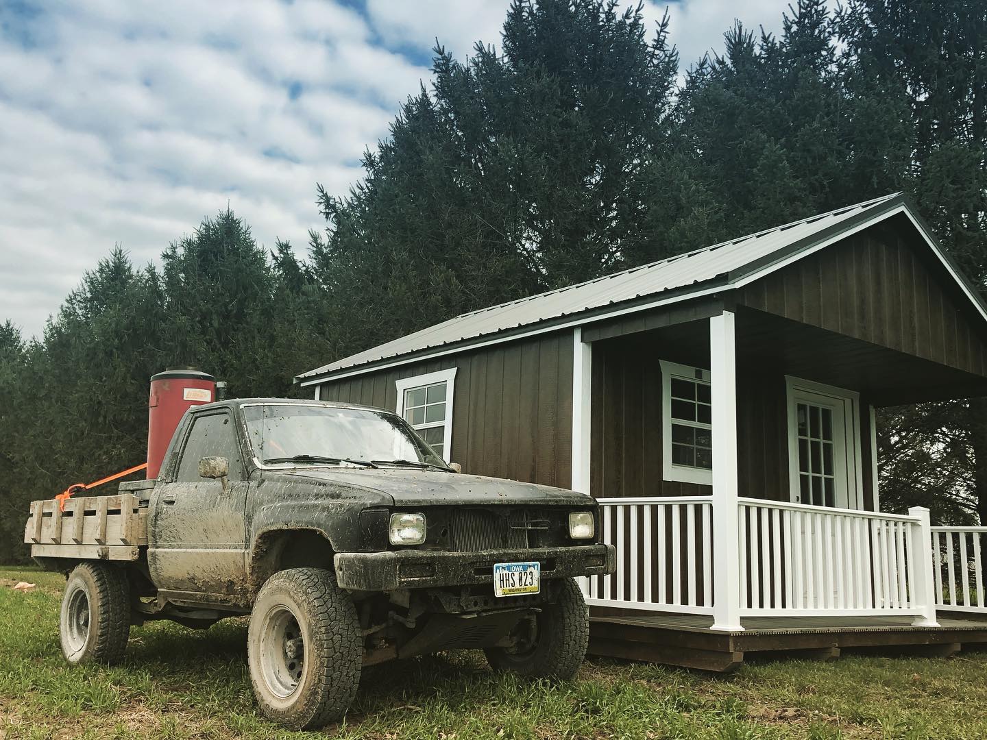 Where are you going this weekend? Make sure you stay warm and dry! We deff will be. #sheshed #portable #backyard #kalona #iowa #amishcountry #affordable #mancave #garage #fall #autumn #handbuilt #craftsmen #getaway #amish #rugged