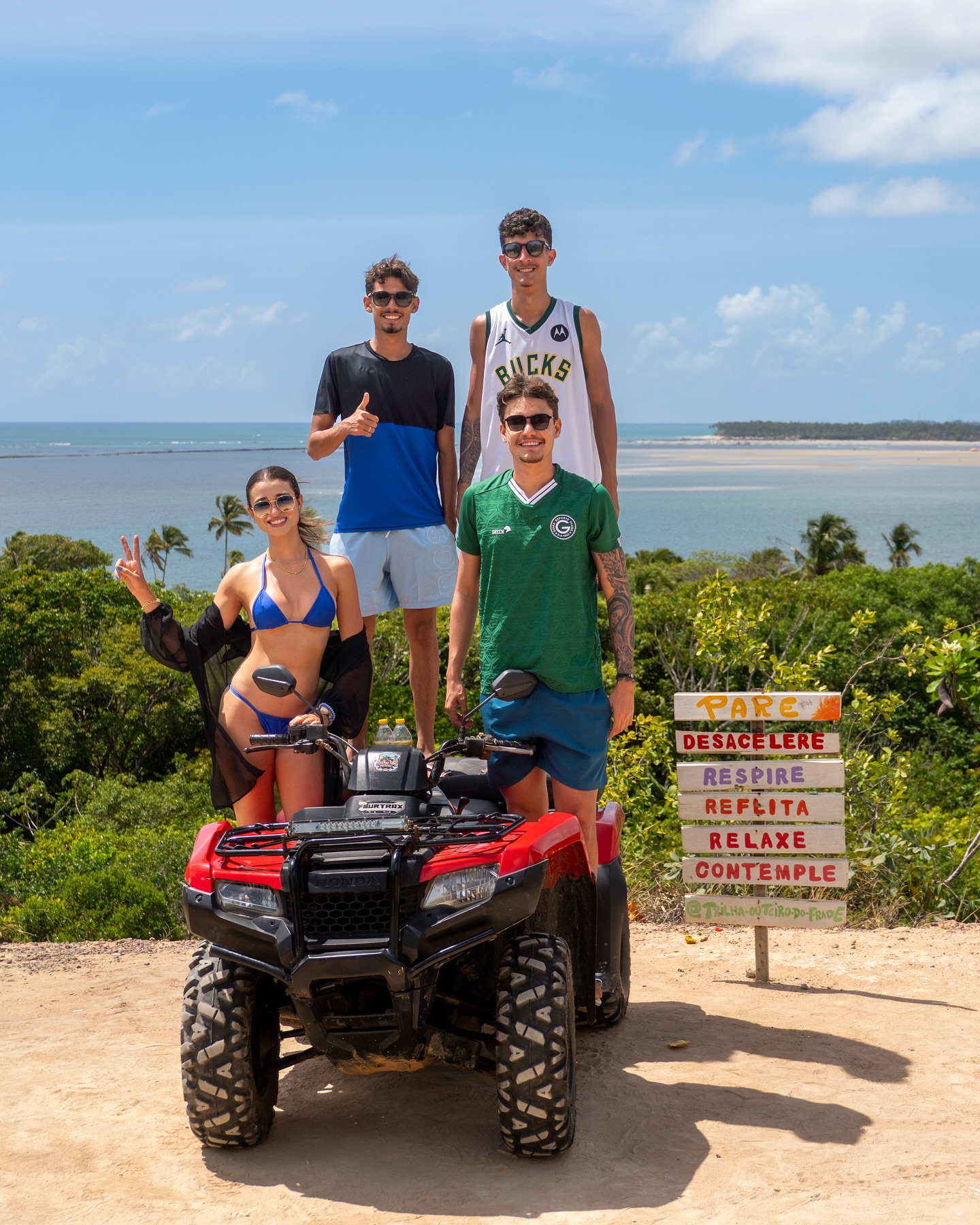 Passeio de quadriciclo em Guadalupe: adrenalina, paisagens incríveis e muita aventura em cada trilha!☀️🌊🏝️
#praiadeguadalupe #praiadeaveromar #averomarparadise #passeiodequadriciclo #passeioemfamilia #praiadoscarneiros☀️🌴😍 #portodegalinhasbeach #praia
