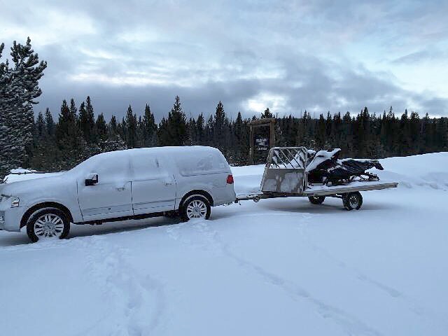 #gotsnow❄️ Taken this morning at Sugar Loaf Lodge & Cabins. Book your snowmobile today at www.pintleradventures.com 😎