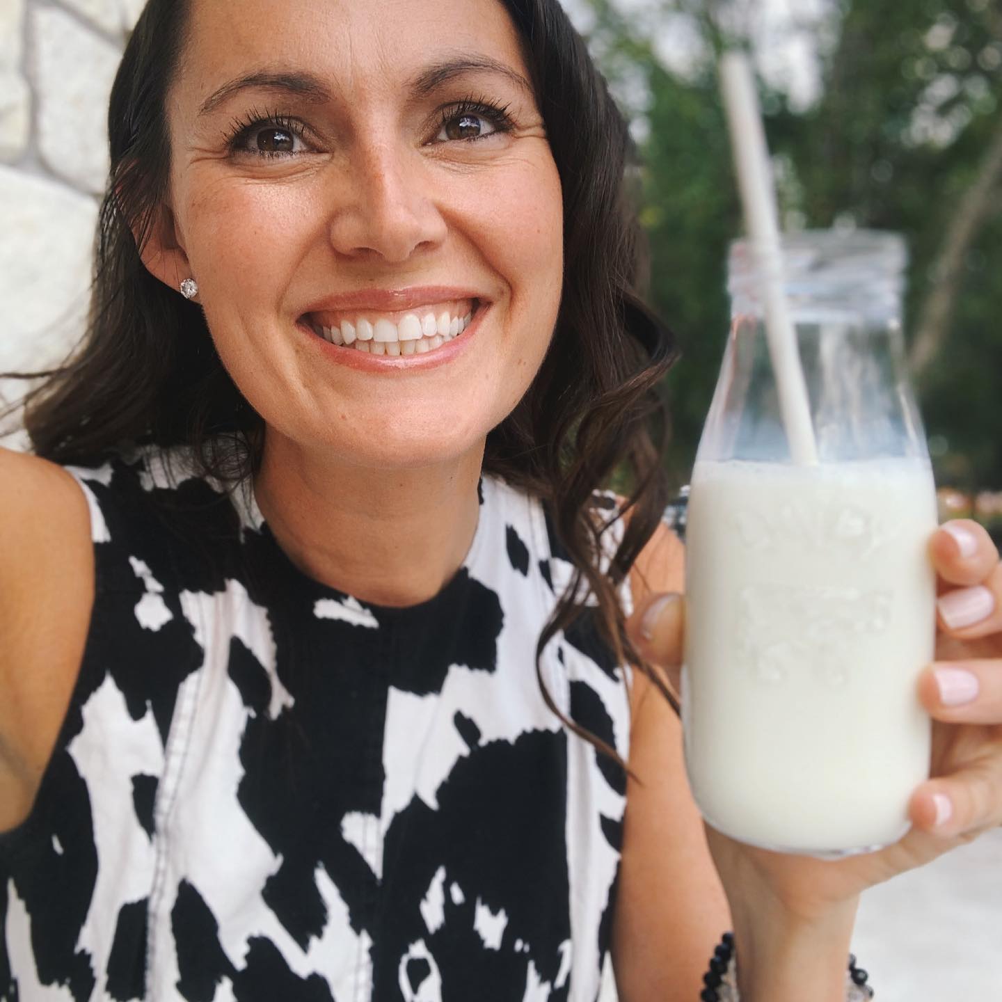 It’s National Milk Day! How are you celebrating?🍦🥛🍕🧀🍔#NationalMilkDay #ThankAFarmer