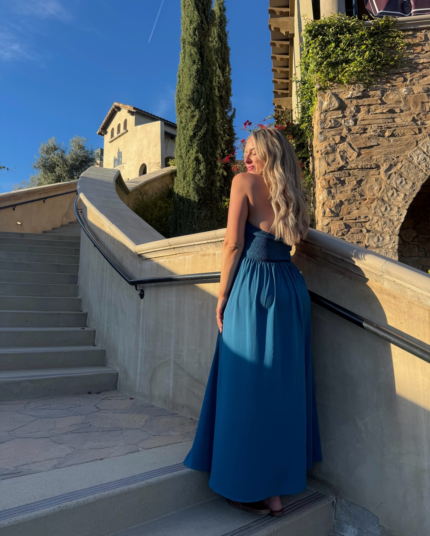 caught ya stairing 😉