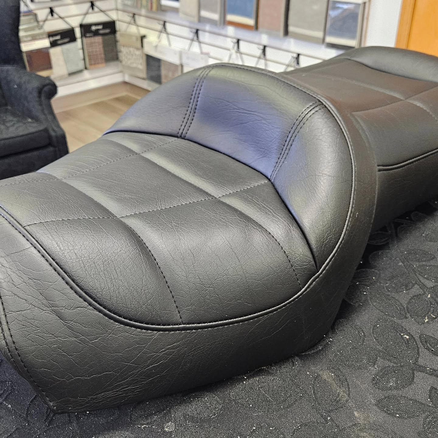 We build and reupholster custom motorcycle, quad, and tractor seats.
From worn-out covers to full rebuilds, we can renew your seat for better comfort and a clean, finished look.
📍 Lethbridge, AB
📩 Message us for a quote
#MotorcycleSeat #QuadSeat #ATVSeat #TractotSeat #EleganceUpholstery