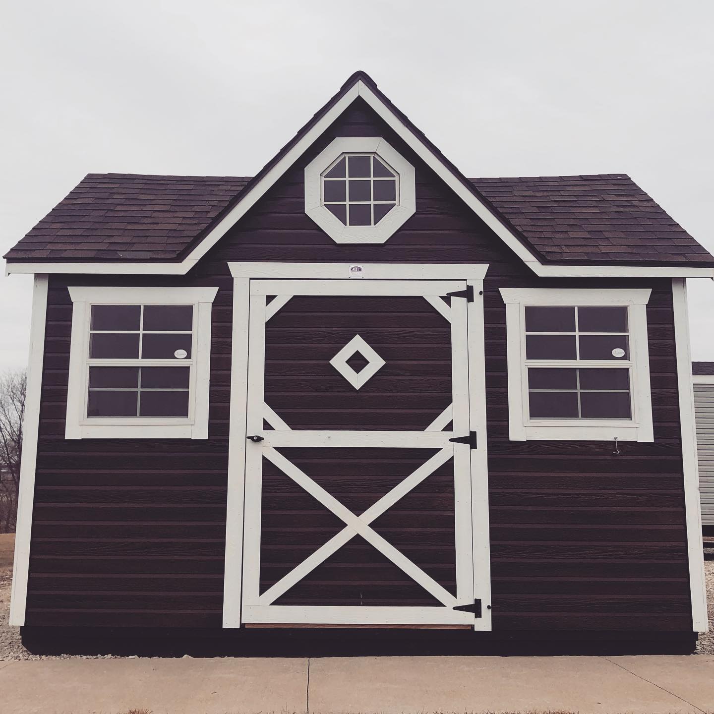 The ultimate she shed! Imagine this in your backyard with all your favorite tools! Spring is coming!
#minibarn #sheshed #kalona #portable #garage #mancave #backyard #barn #garden