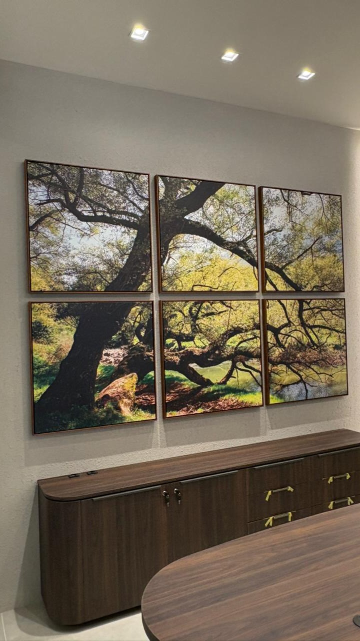 De parede vazia a ambiente cheio de personalidade ✨🖼️
Um time lapse pra mostrar como os quadros transformam seu espaço!
O que você achou do resultado? 👀💛