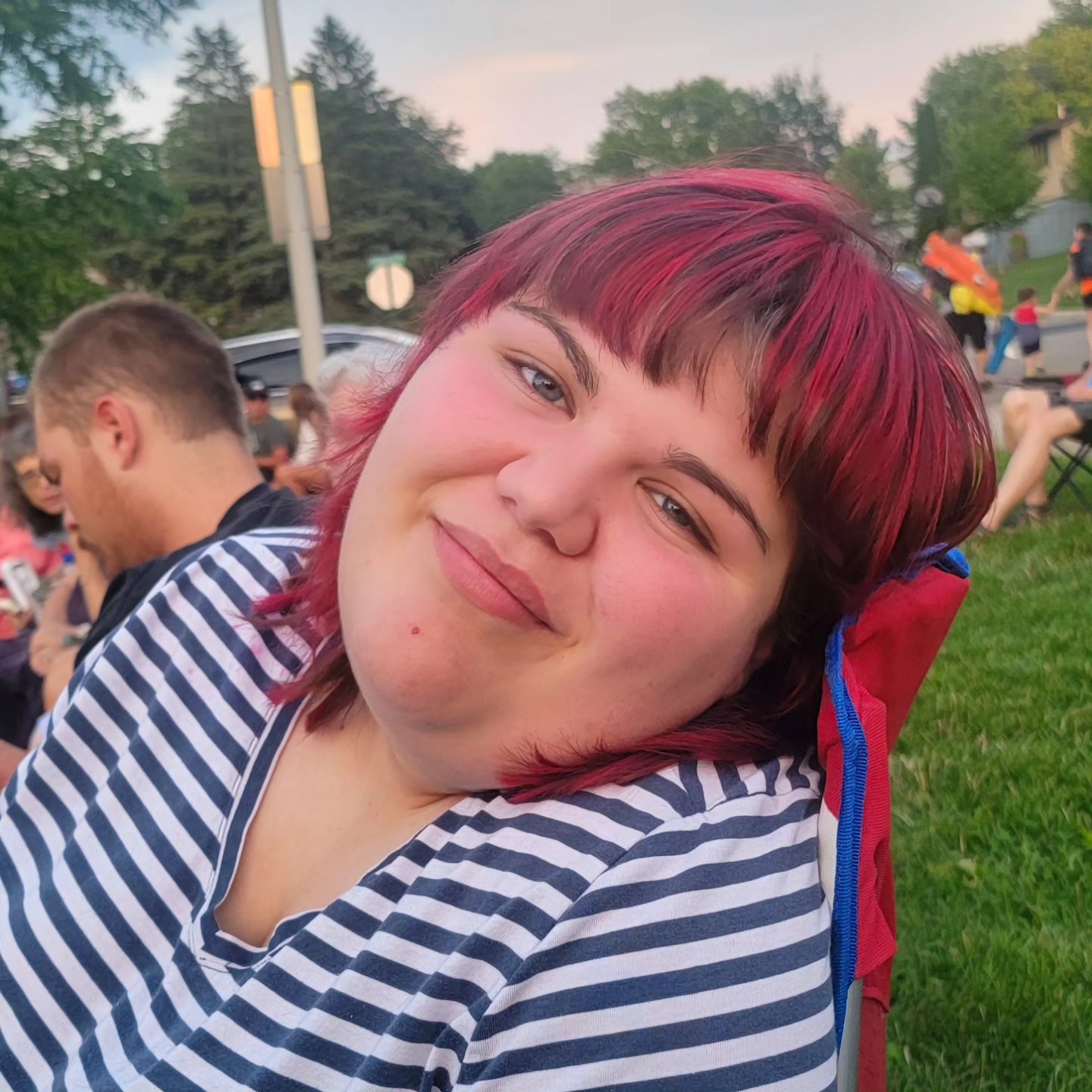FUN SUMMER HAIR!!!
We will be on site for a wedding on Saturday August 5th.
...but you can make an appointment 24/7
Retrohairstudio.com/booking.html
.
.
. #Redhair #Cute #summervibes #retrohairstudio #funhaircolour #happyfriday #madisonwisconsin
#Brighthair ❤️💄🍹😎