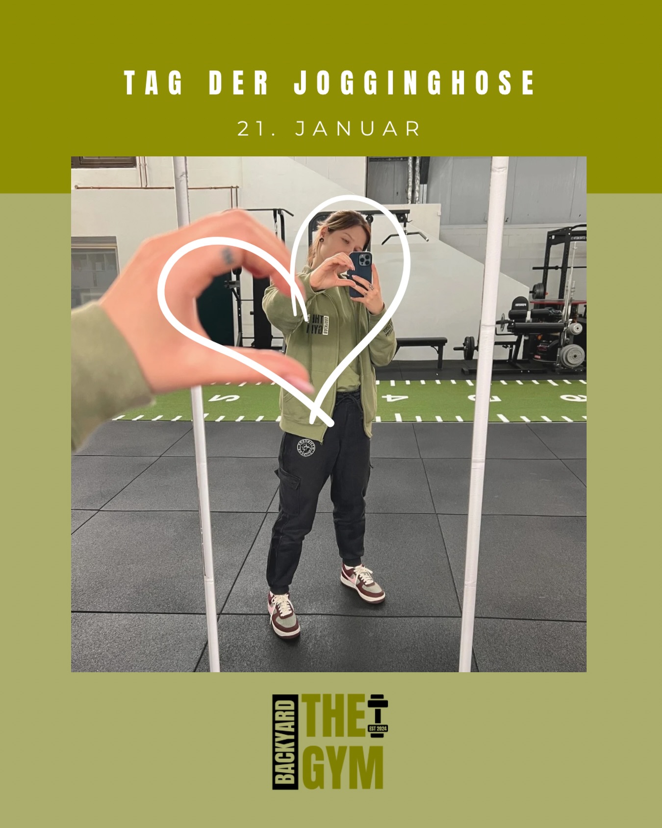 Heute ist Tag der Jogginghose 👖😎
Und ich fühle mich ausnahmsweise mal gesellschaftlich akzeptiert - also im Bezug auf mein wahnsinniges Modebewusstsein versteht sich 😌
Als Trainerin ist die Jogginghose:
✔ Outfit
✔ Mood
✔ Schutzschild gegen unnötige Meinungen
Karl Lagerfeld meinte ja mal, man hätte die Kontrolle über sein Leben verloren…
👉 Nope. Wir haben sie nur gegen Bewegungsfreiheit eingetauscht
#schongewusst?
Jogginghosen erhöhen das Wohlbefinden um 87 %
(Quelle: alle Trainer*innen ever 😜)
In diesem Sinne: Einen schönen Jogginghosentag an alle und macht heute einfach mal das was ihr mögt 🎶
#tagderjogginghose#trainerlife#thebackyardgymsaar#jogginghosenstyle