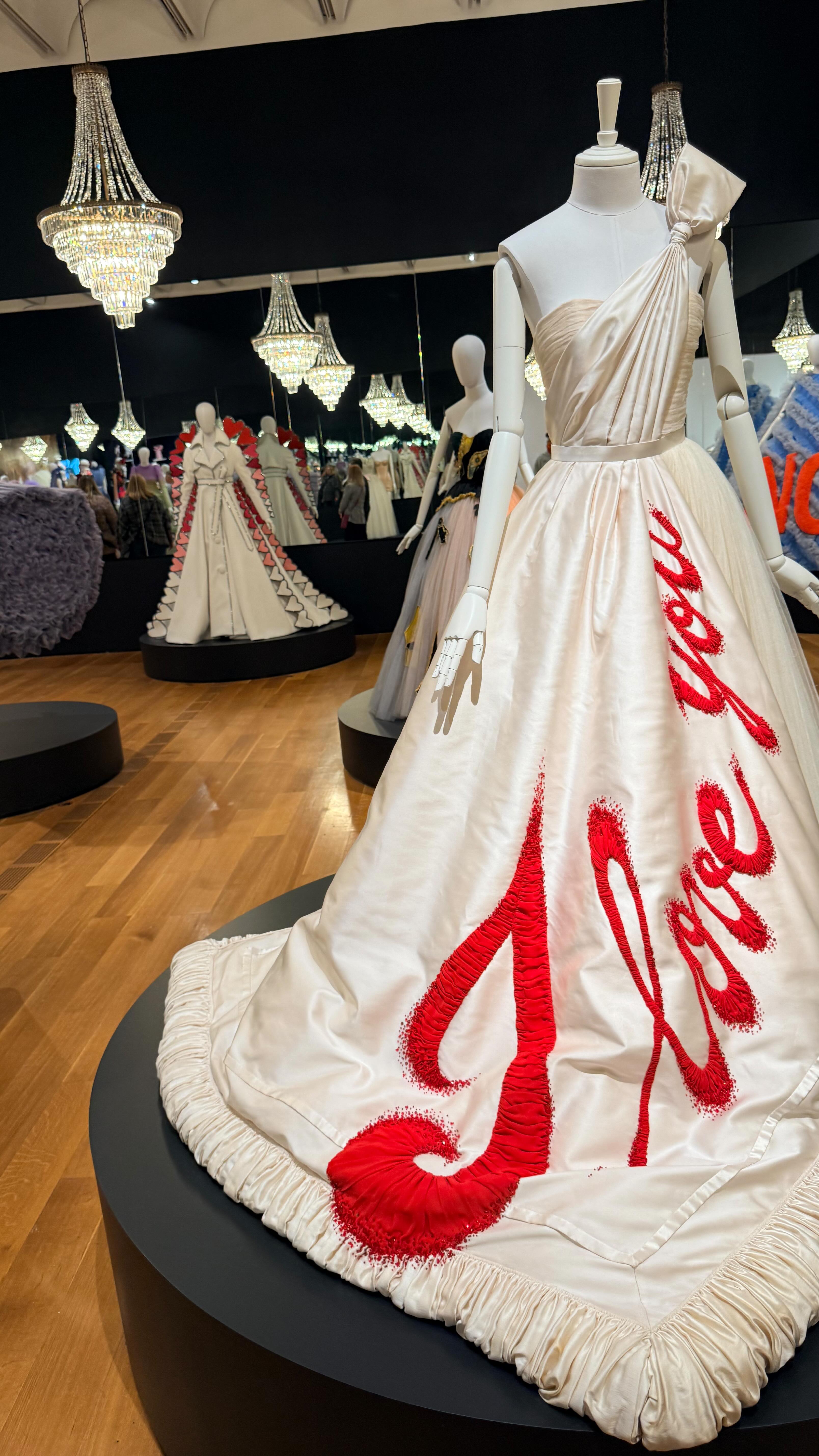 Fashion as art. The Viktor&Rolf exhibit at the High Museum felt bold and beautiful, like walking through a story.
#highmuseumofart #fashionisart