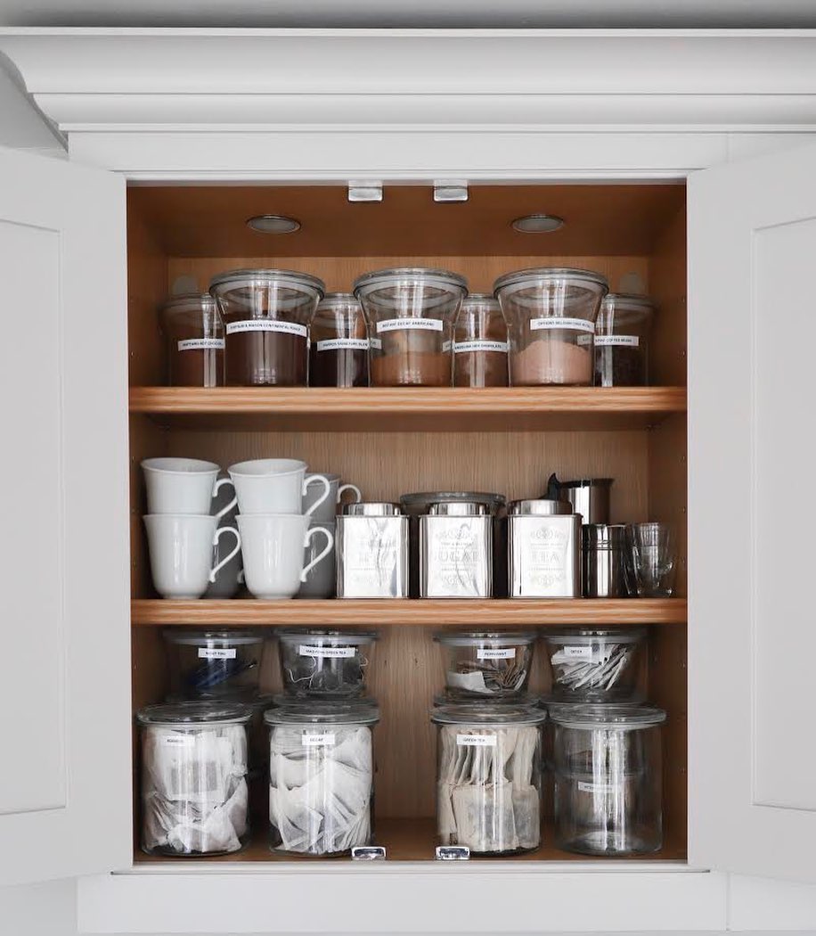 It’s coming to the end of another year and this is still one of our favourite kitchen organisation jobs with @lydiamillen . It doesn’t have to cost the earth to recreate a look like this - the jars are @ikeauk and we used a @dymolabels label maker.