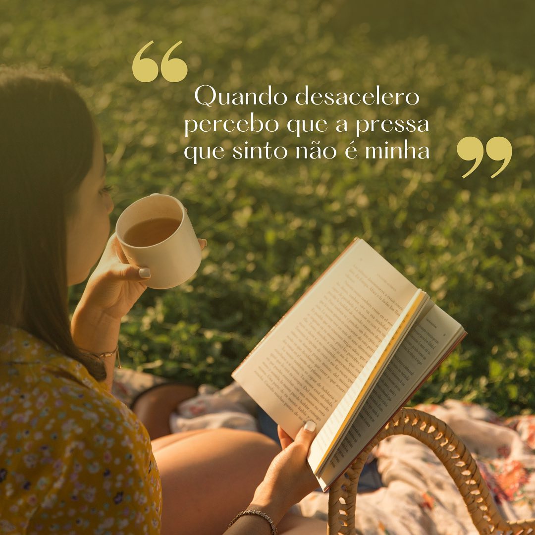 Seu bem estar é sua prioridade! 🧘🏻♀️
O estilo de vida da mulher moderna sobrecarregada de atividades, sem o contato com a natureza e sem a prática de hábitos saudáveis, contribuem para o desequilíbrio do organismo com consequências negativas para sua saúde física e mental!
Pare, inspire e expire! Você é sua prioridade! 🌼
Dr. Lucas Martins
Ginecologista e Obstetra
CRM-SP 175.278 | TEGO 0190/2020 | RQE 92.996